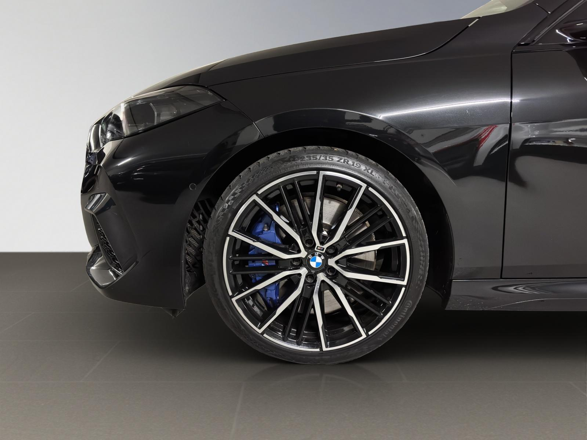 listing desktop thumbnail image 2