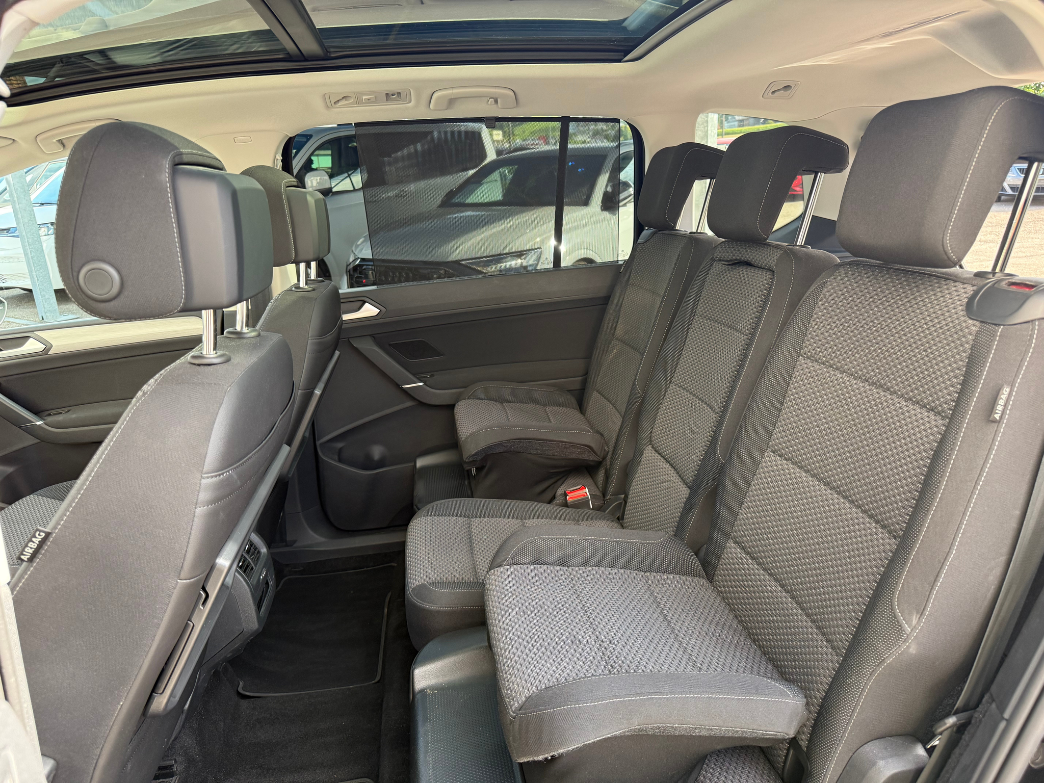 listing desktop thumbnail image 9