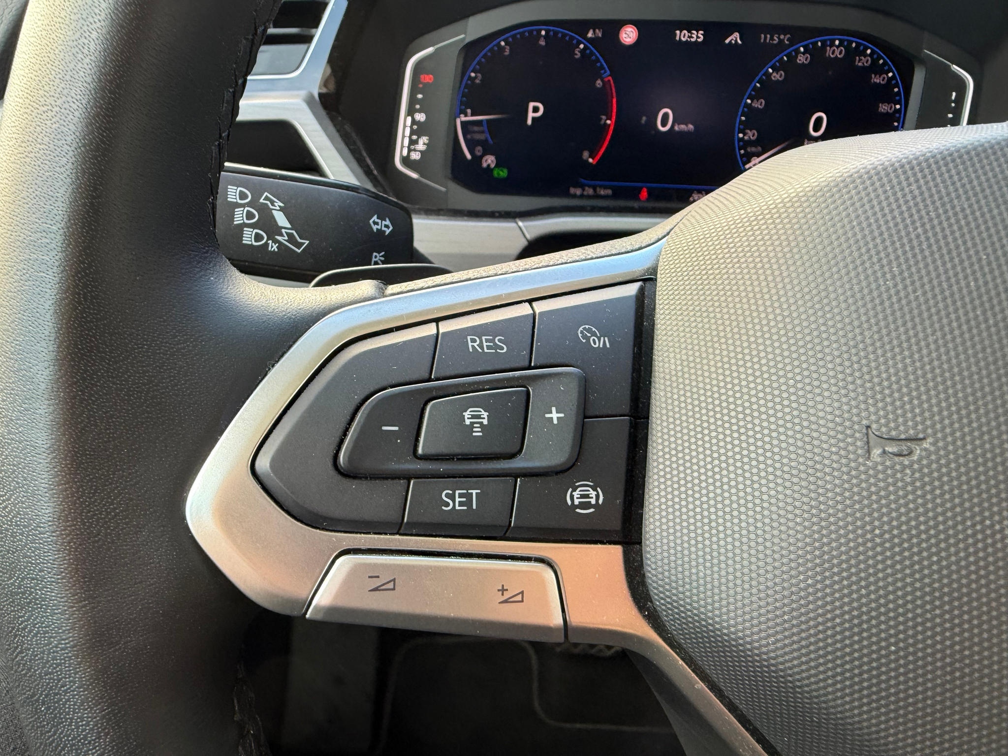 listing desktop thumbnail image 18