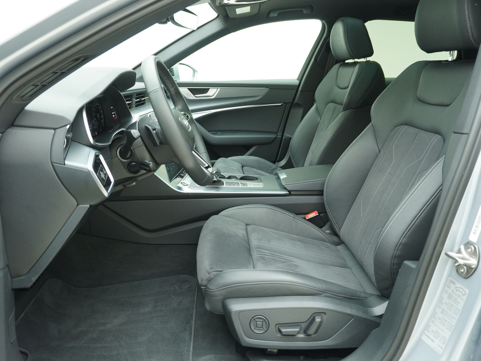 listing desktop thumbnail image 8