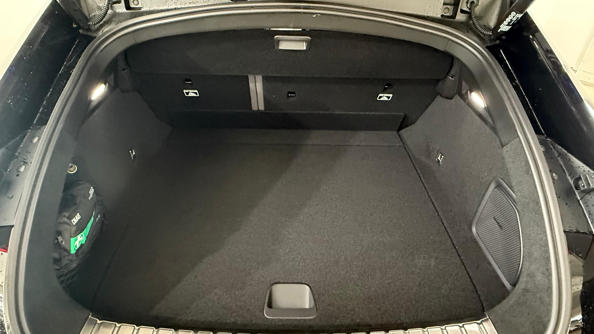 listing desktop thumbnail image 6