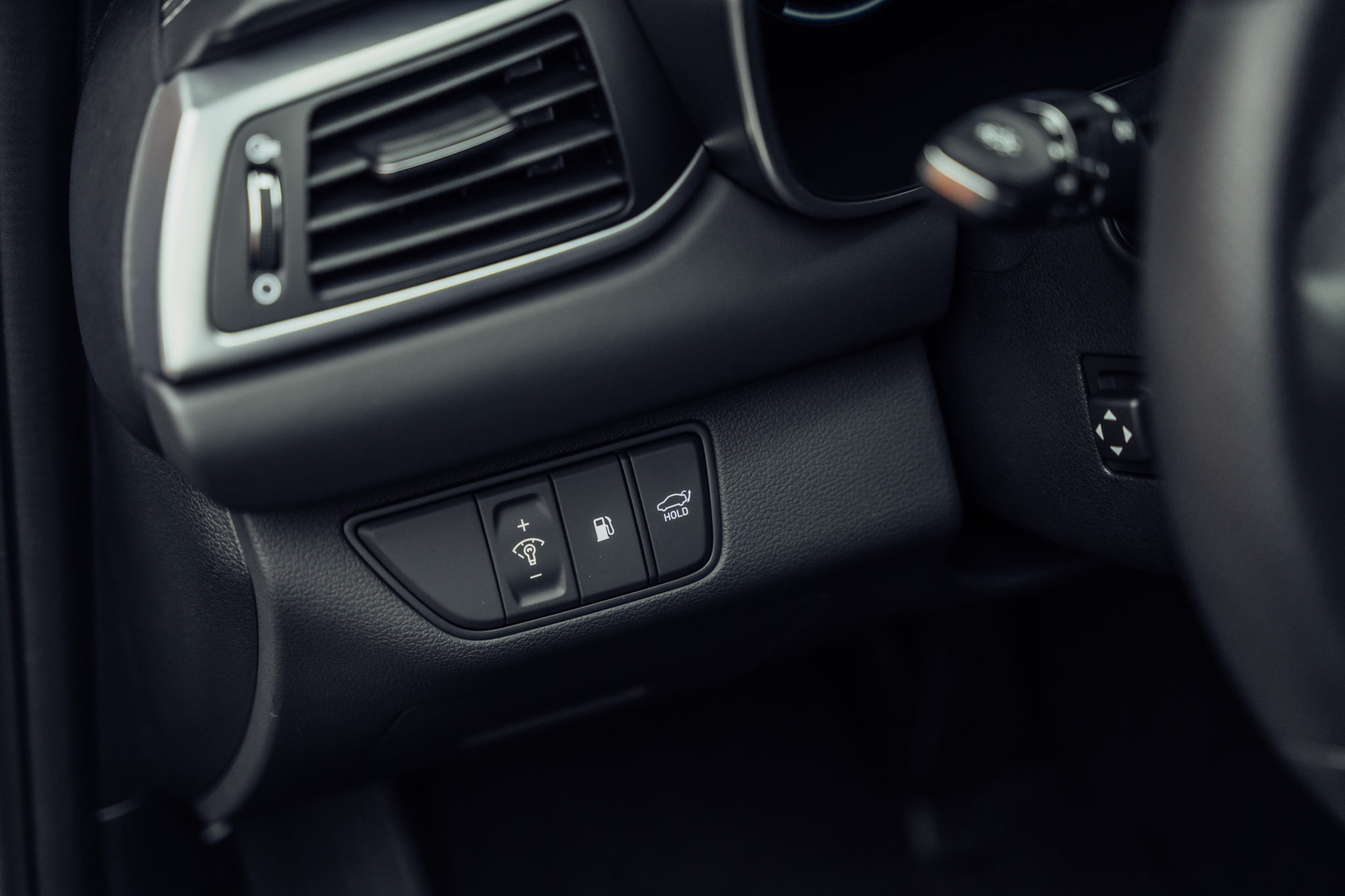 listing desktop thumbnail image 13