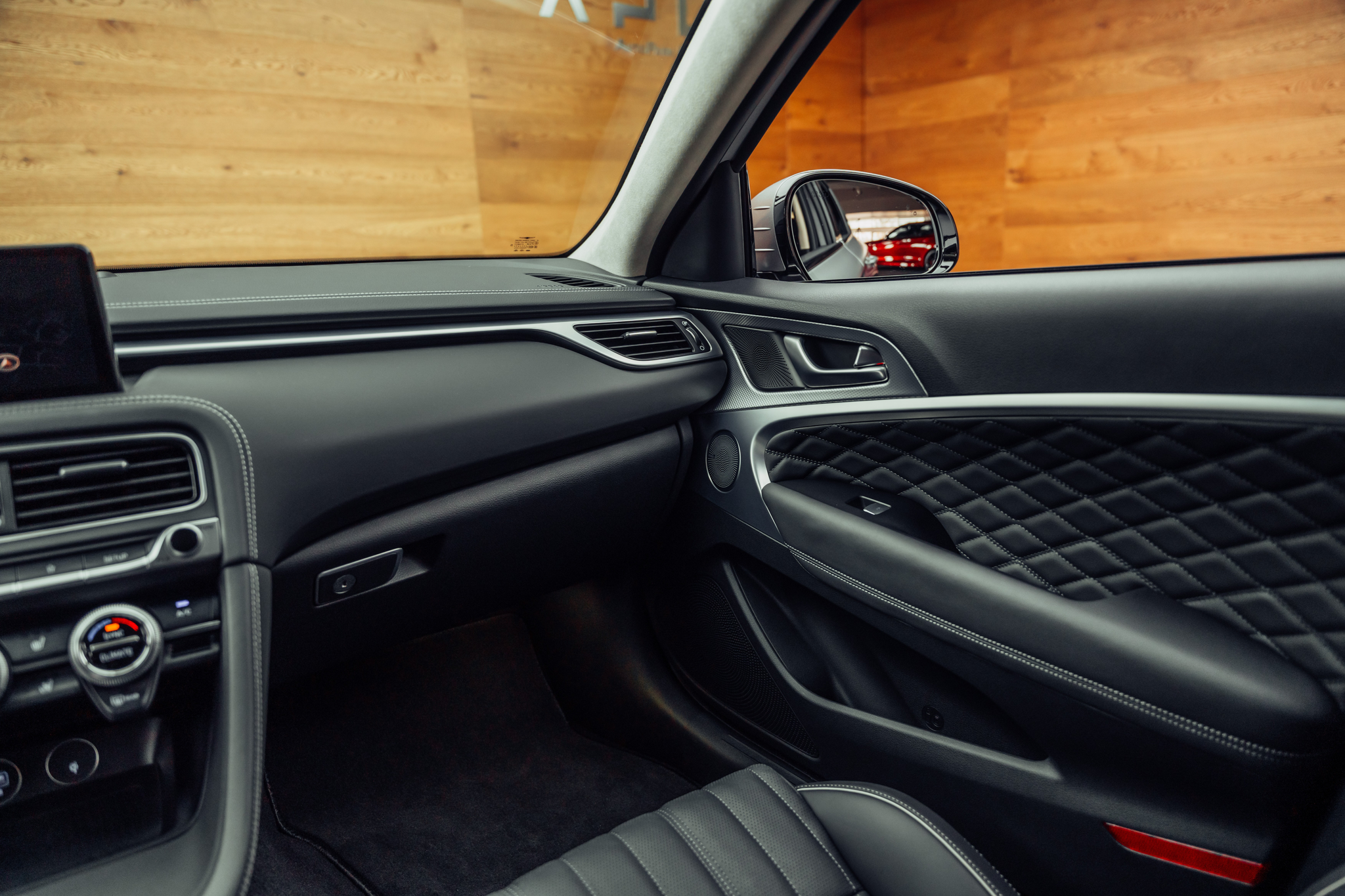 listing desktop thumbnail image 11