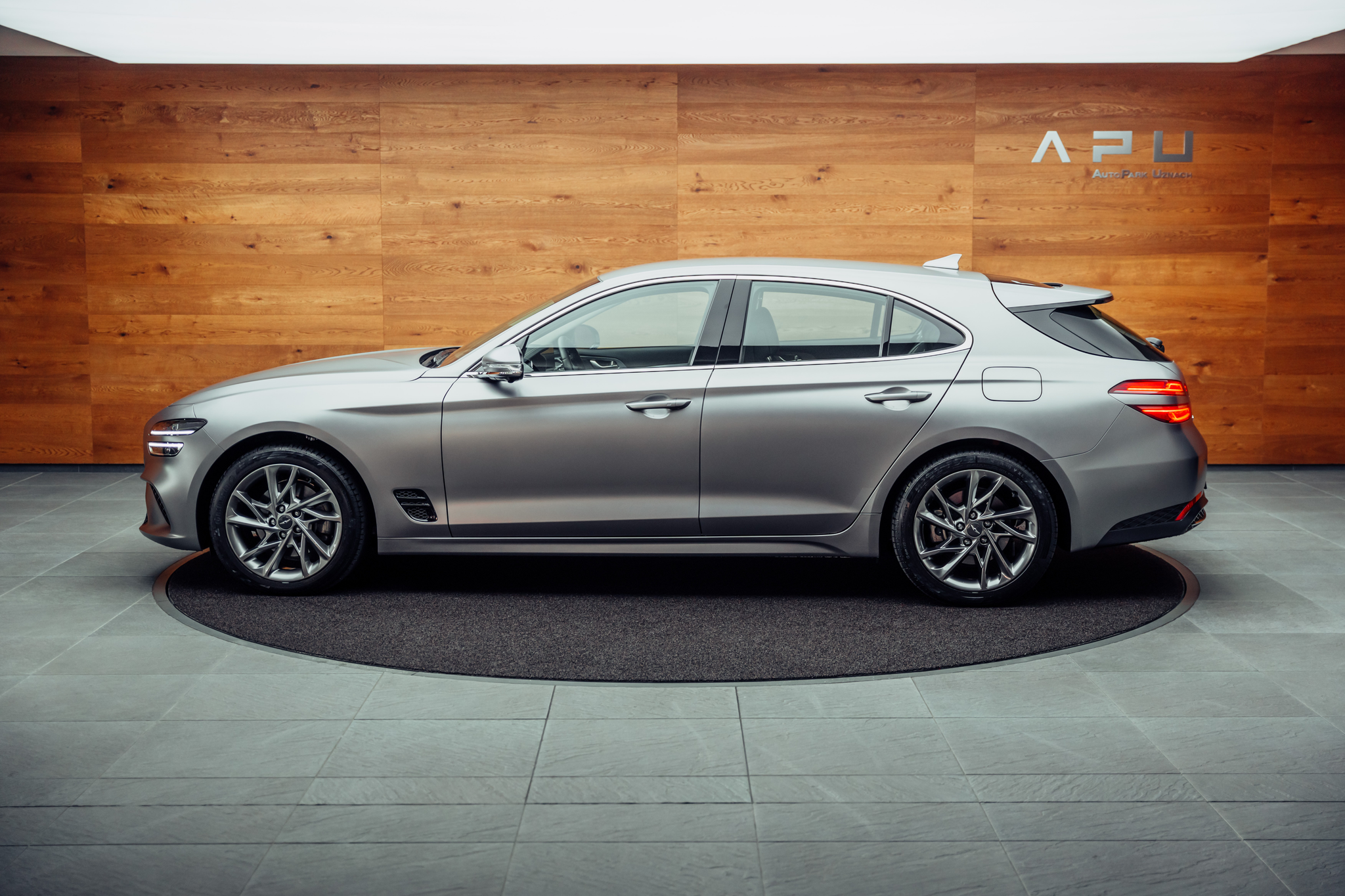 listing desktop thumbnail image 10