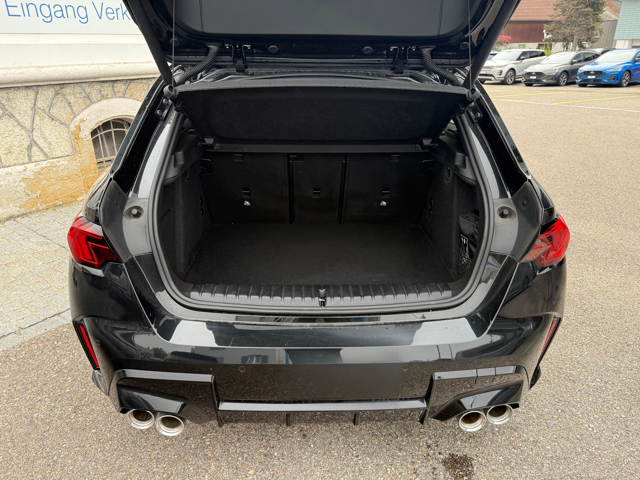 listing desktop thumbnail image 5