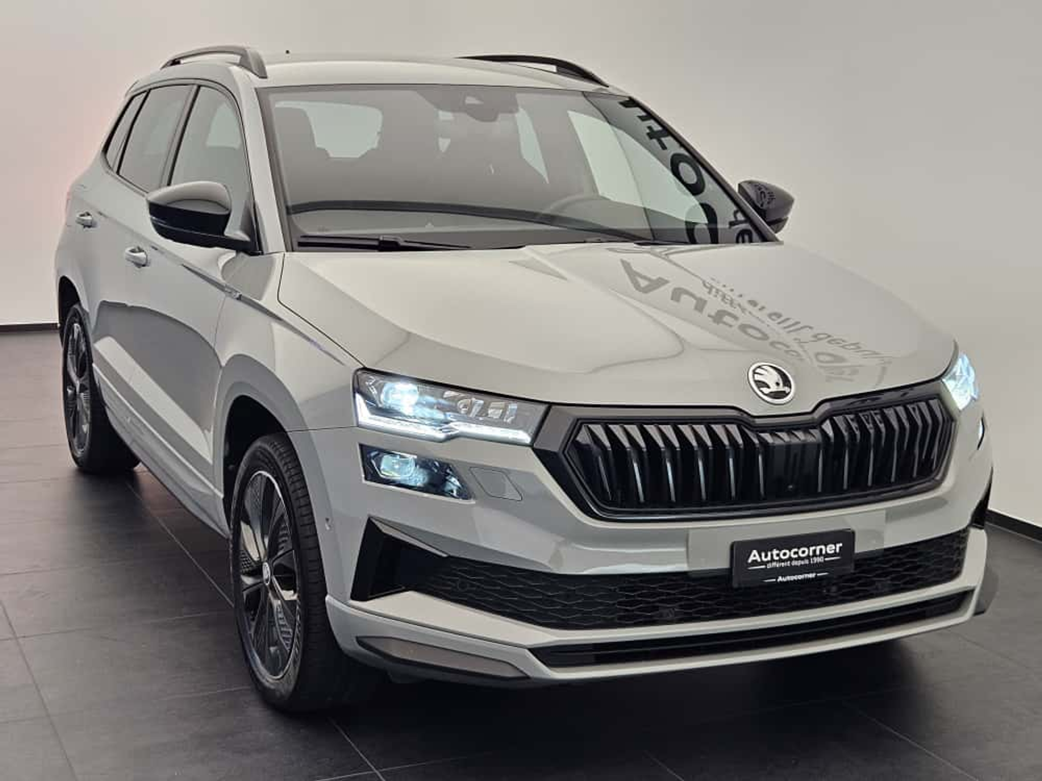 listing desktop thumbnail image 4