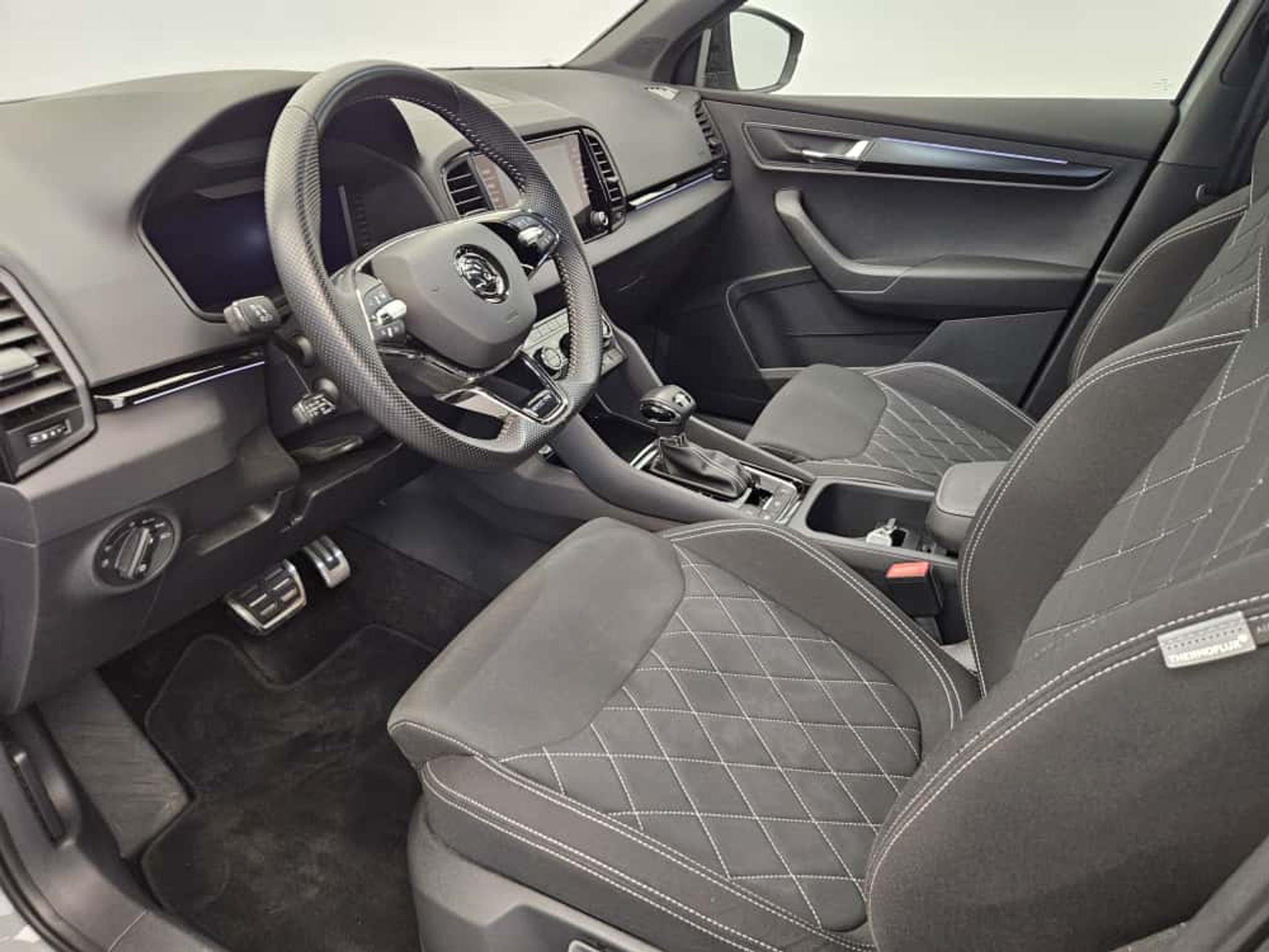 listing desktop thumbnail image 10