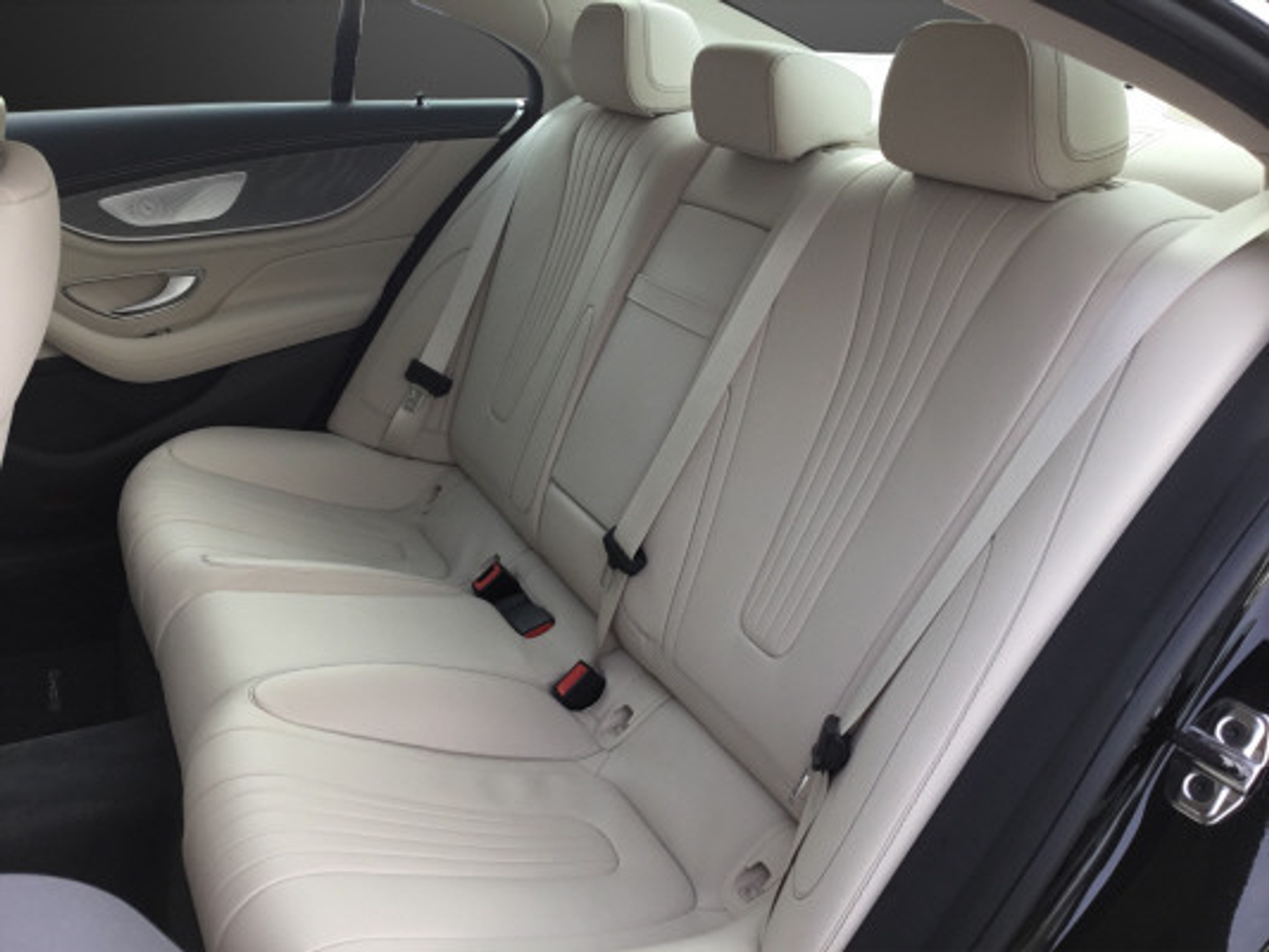 listing desktop thumbnail image 10