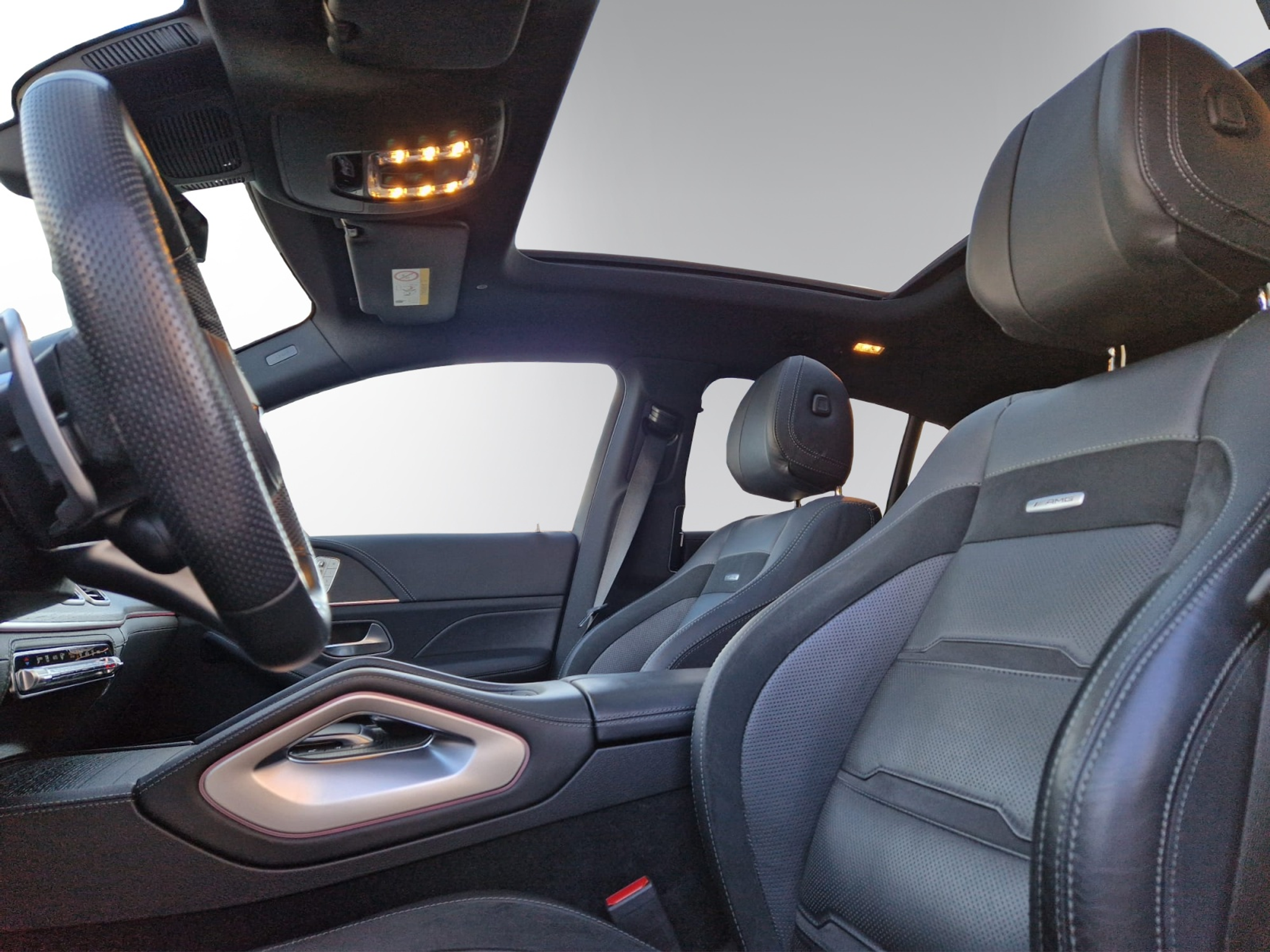 listing desktop thumbnail image 3