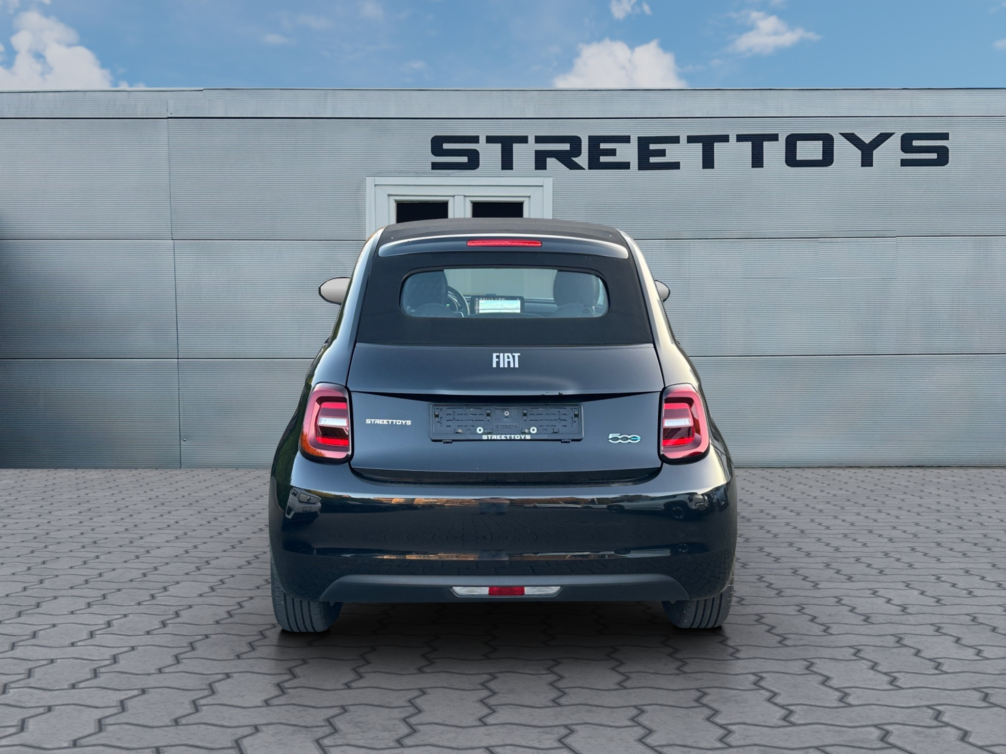 listing desktop thumbnail image 3