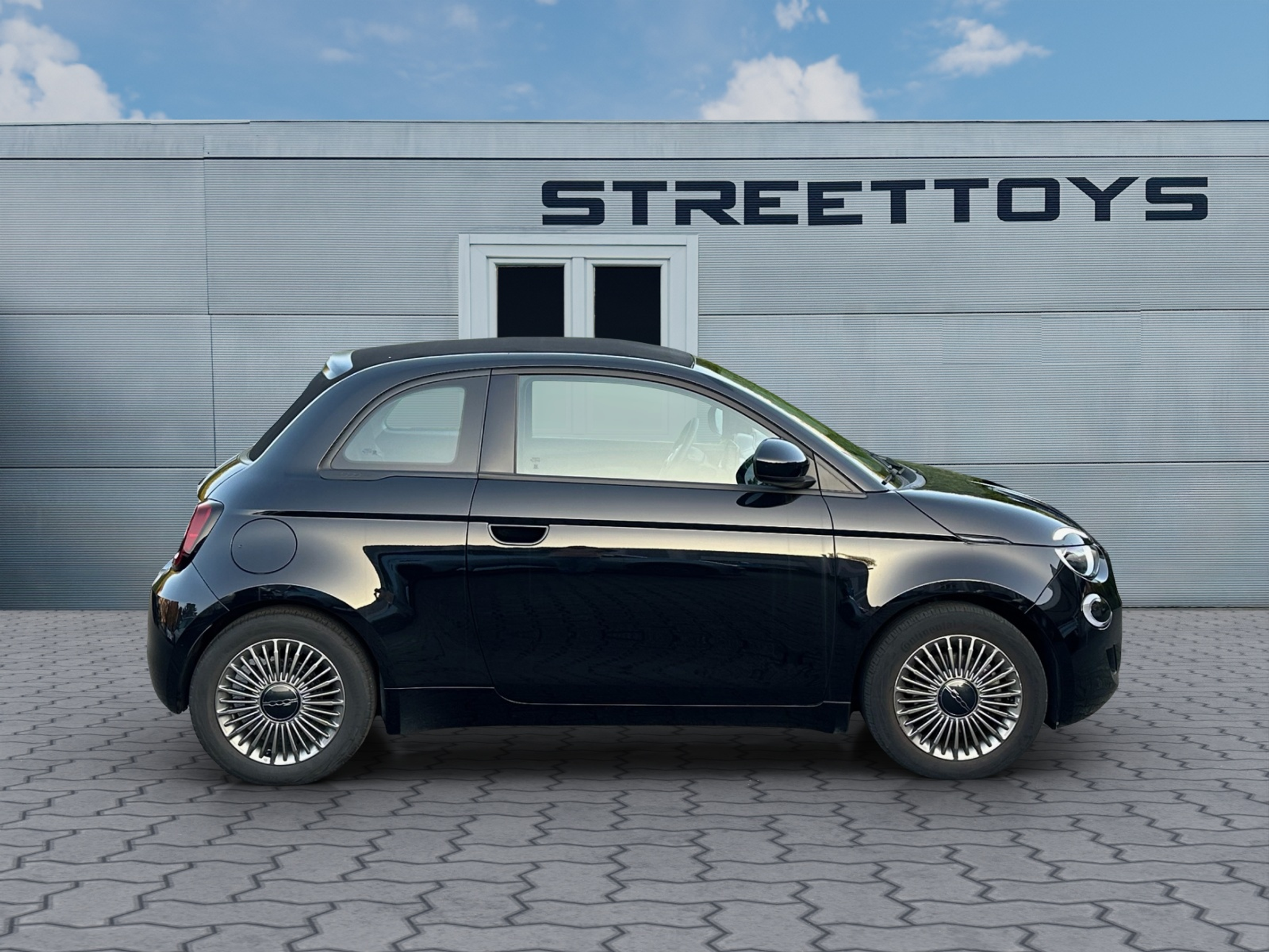 listing desktop thumbnail image 1