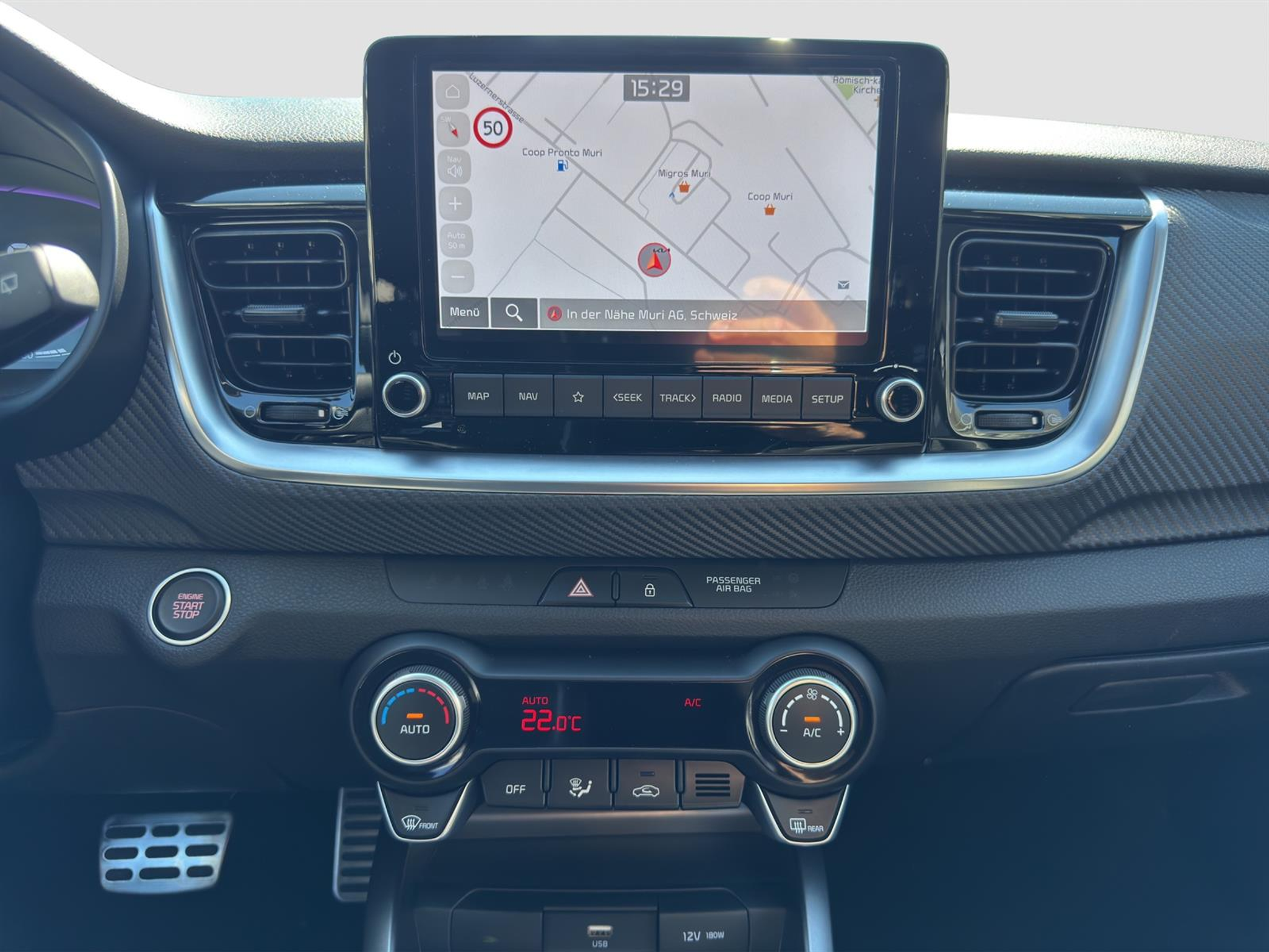 listing desktop thumbnail image 11