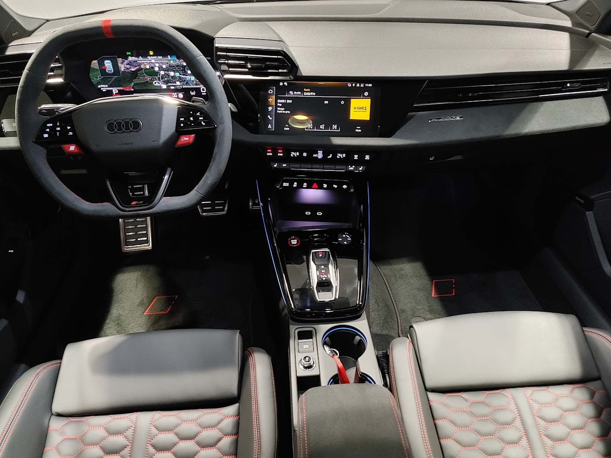 listing desktop thumbnail image 10