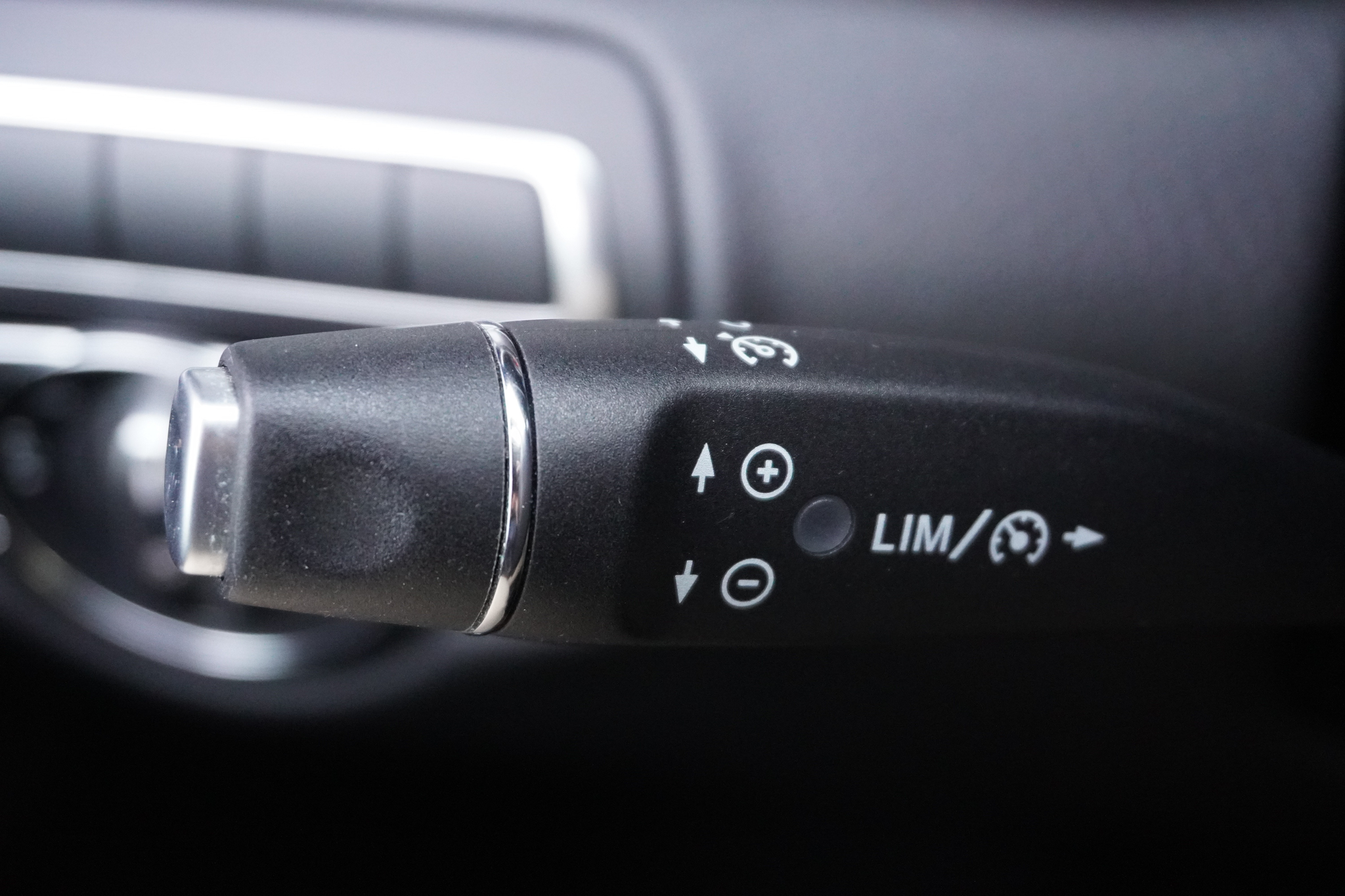 listing desktop thumbnail image 26