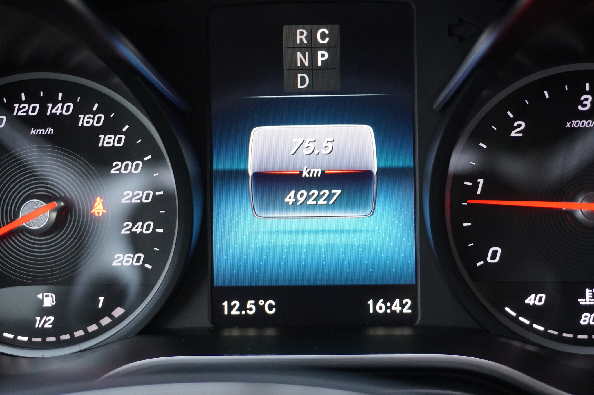 listing desktop thumbnail image 22