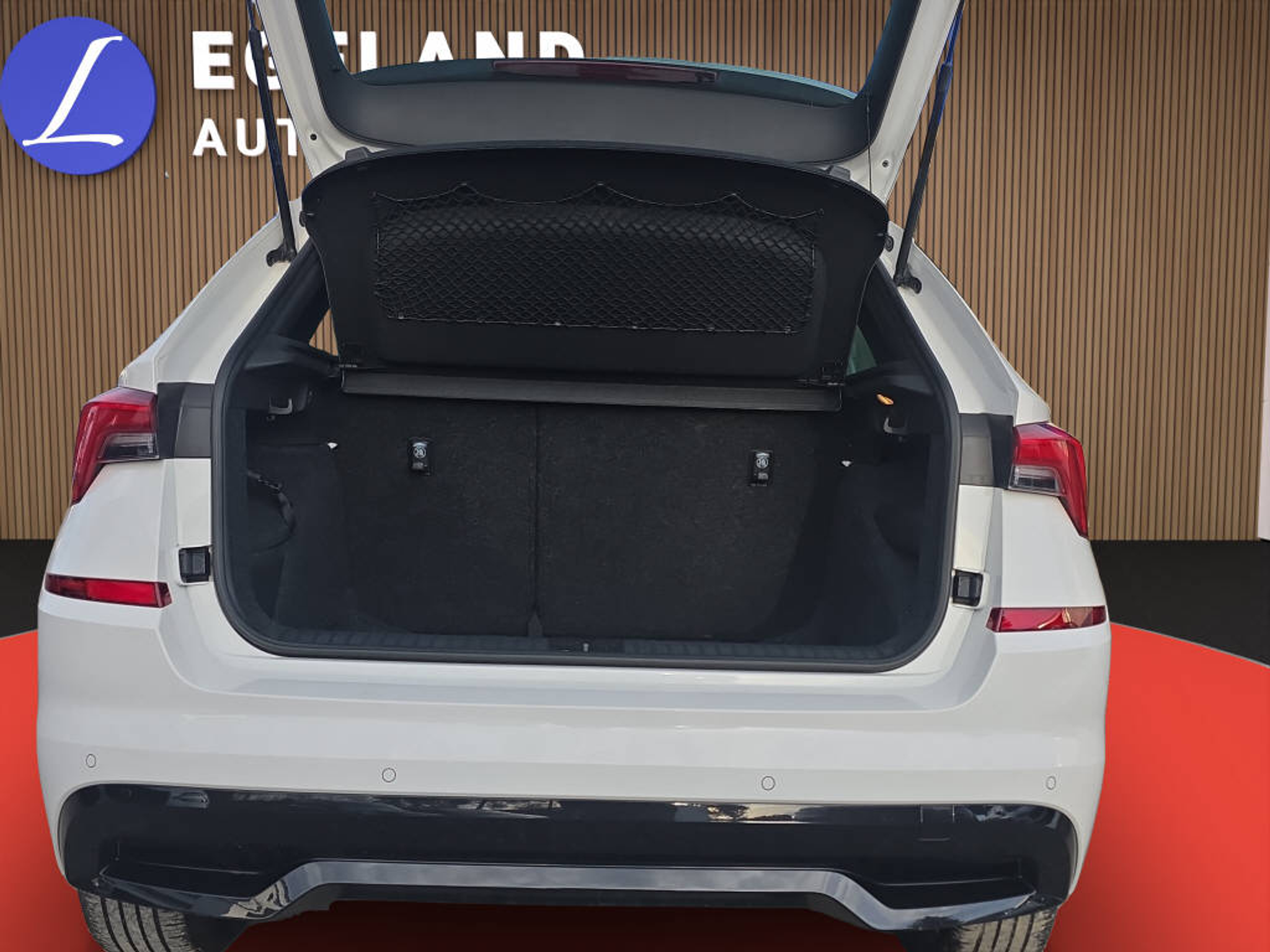 listing desktop thumbnail image 14