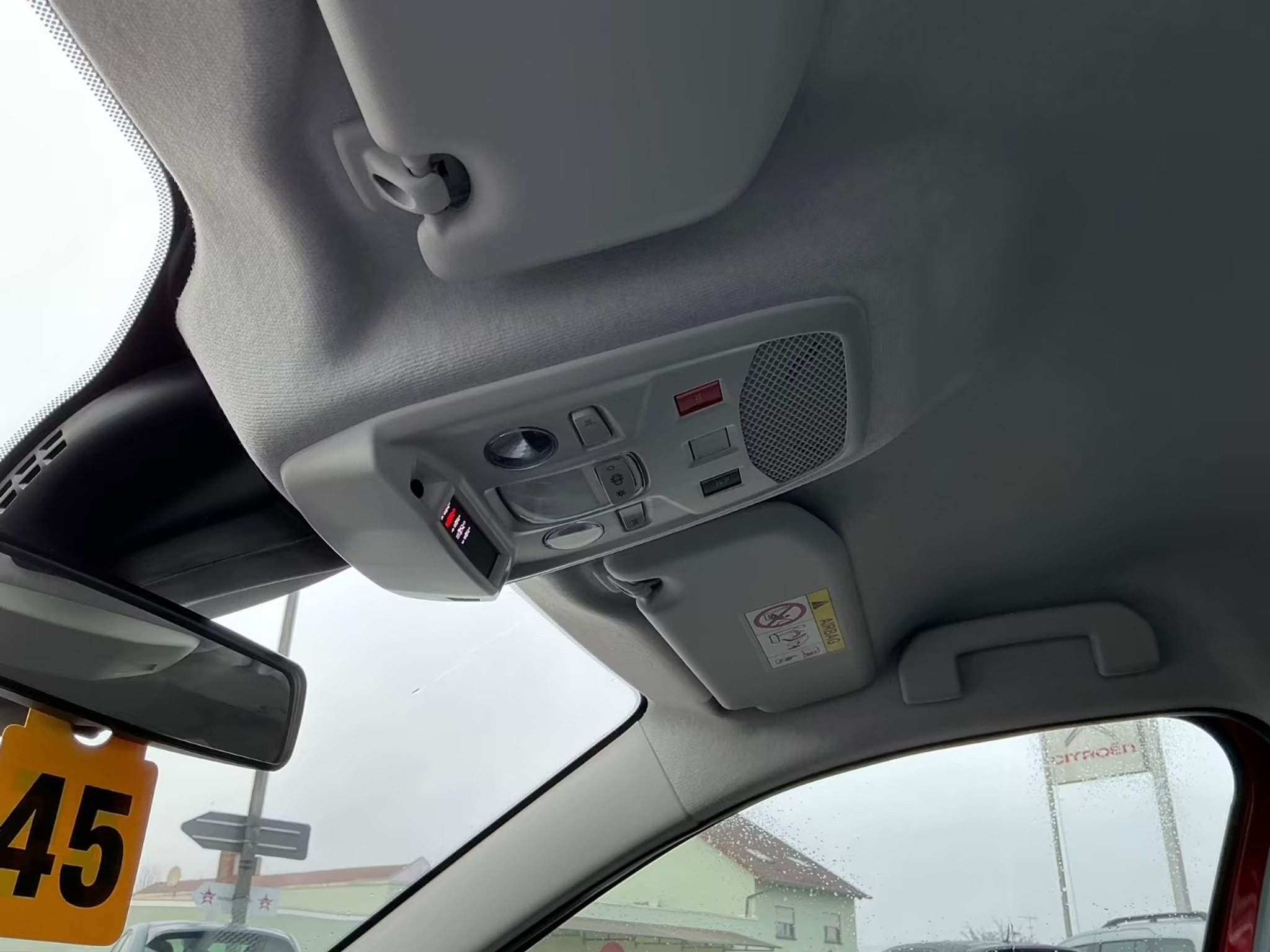 listing desktop thumbnail image 26