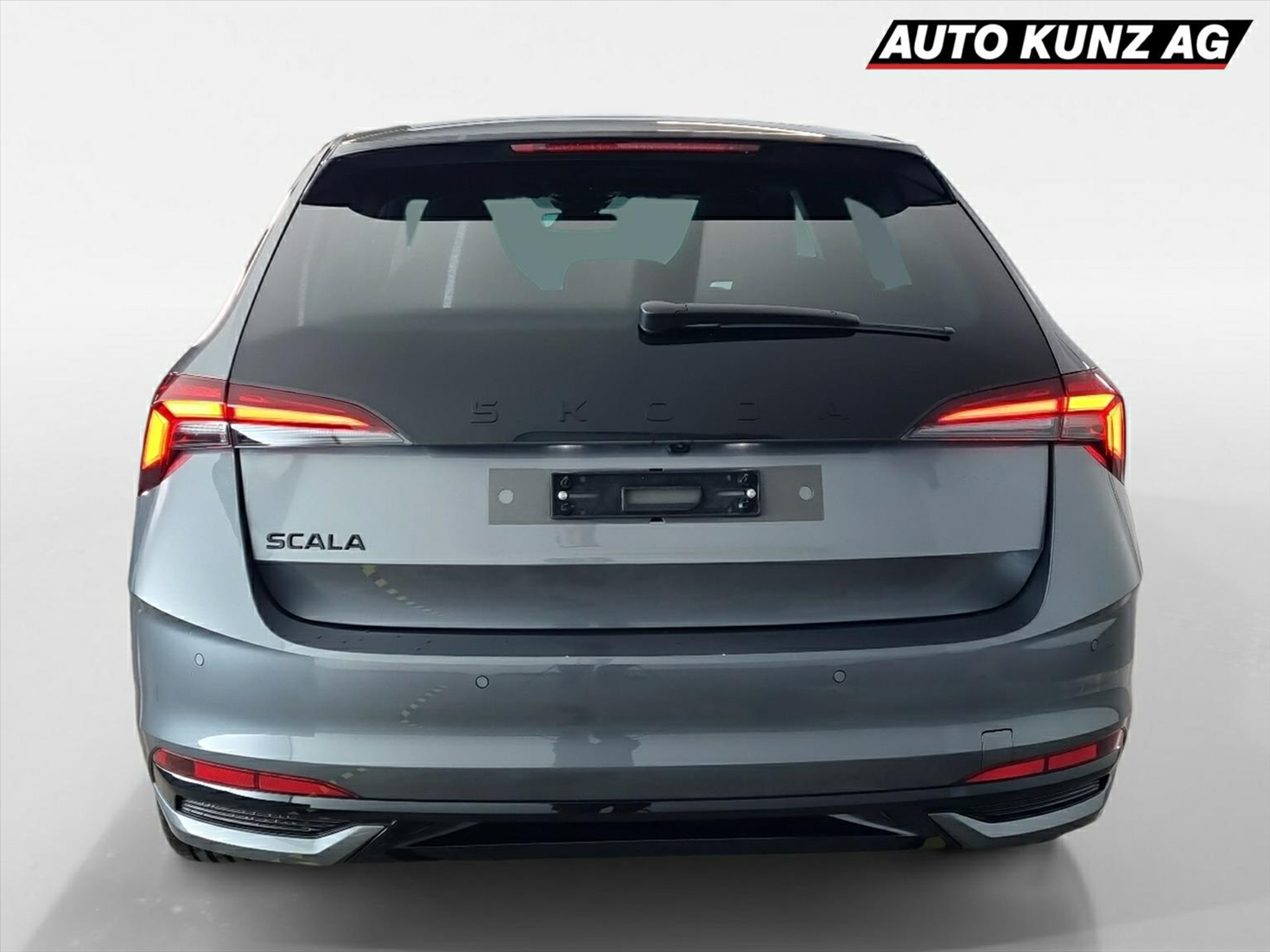 listing desktop thumbnail image 3