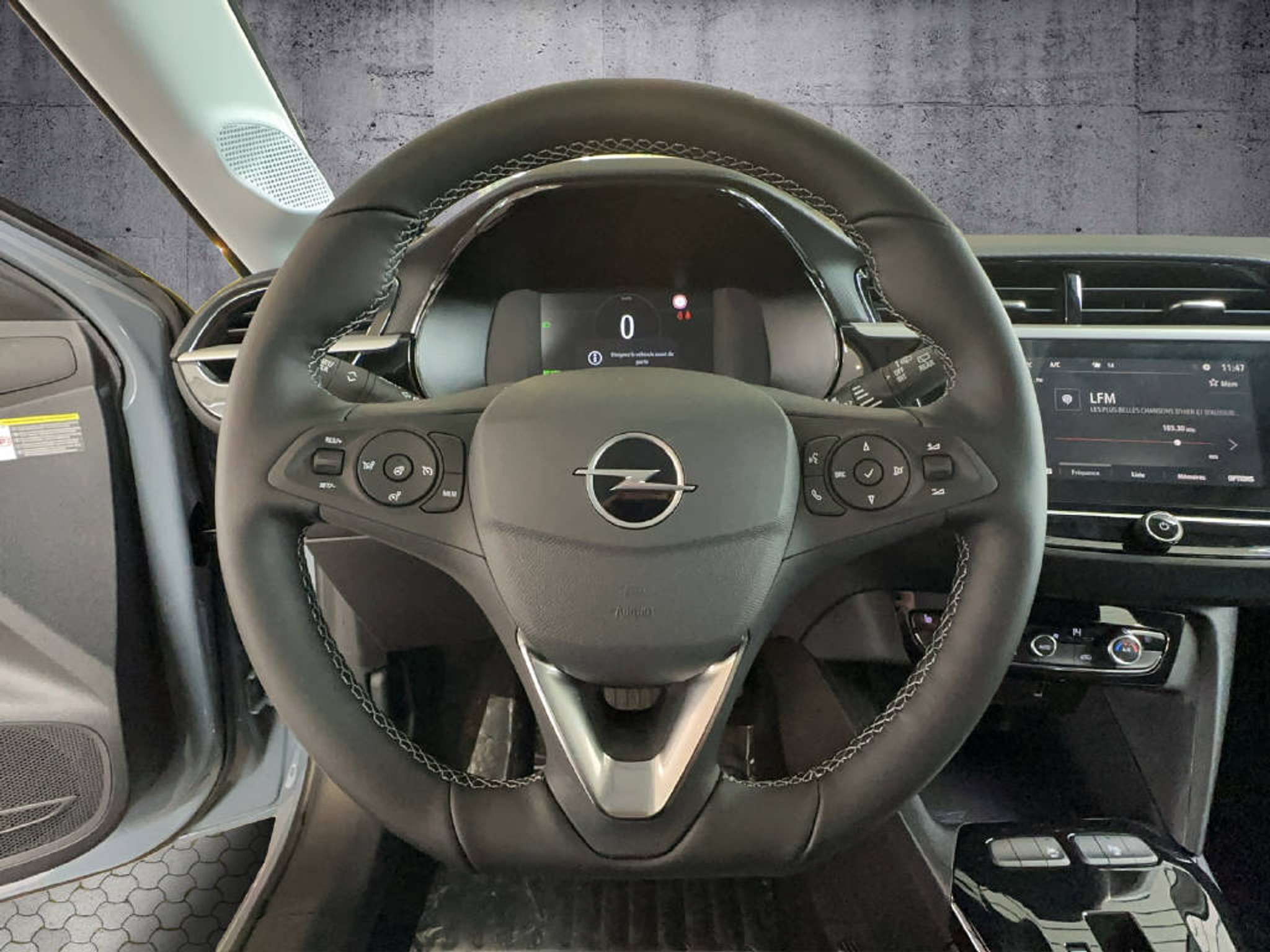 listing desktop thumbnail image 9