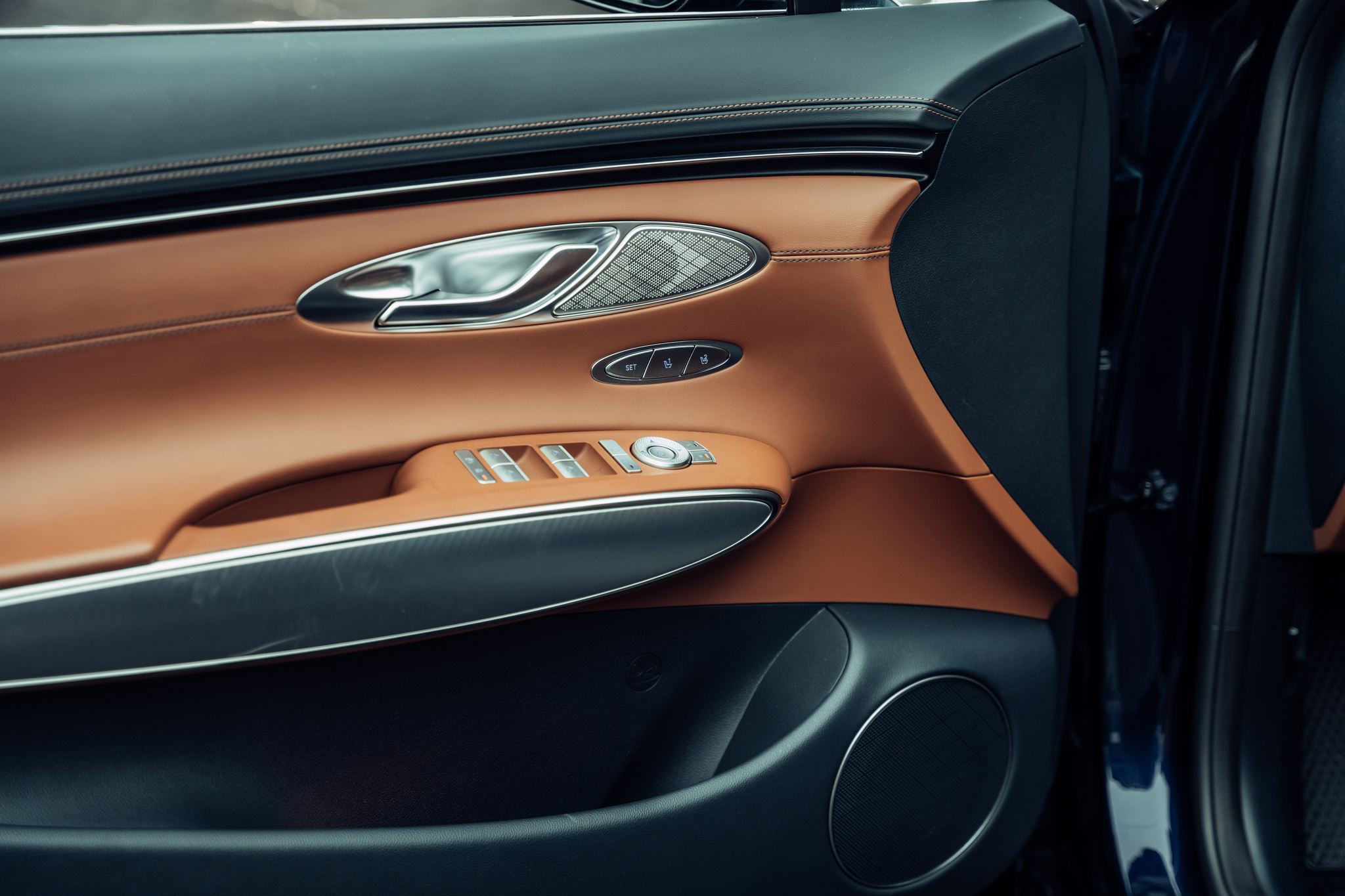 listing desktop thumbnail image 12