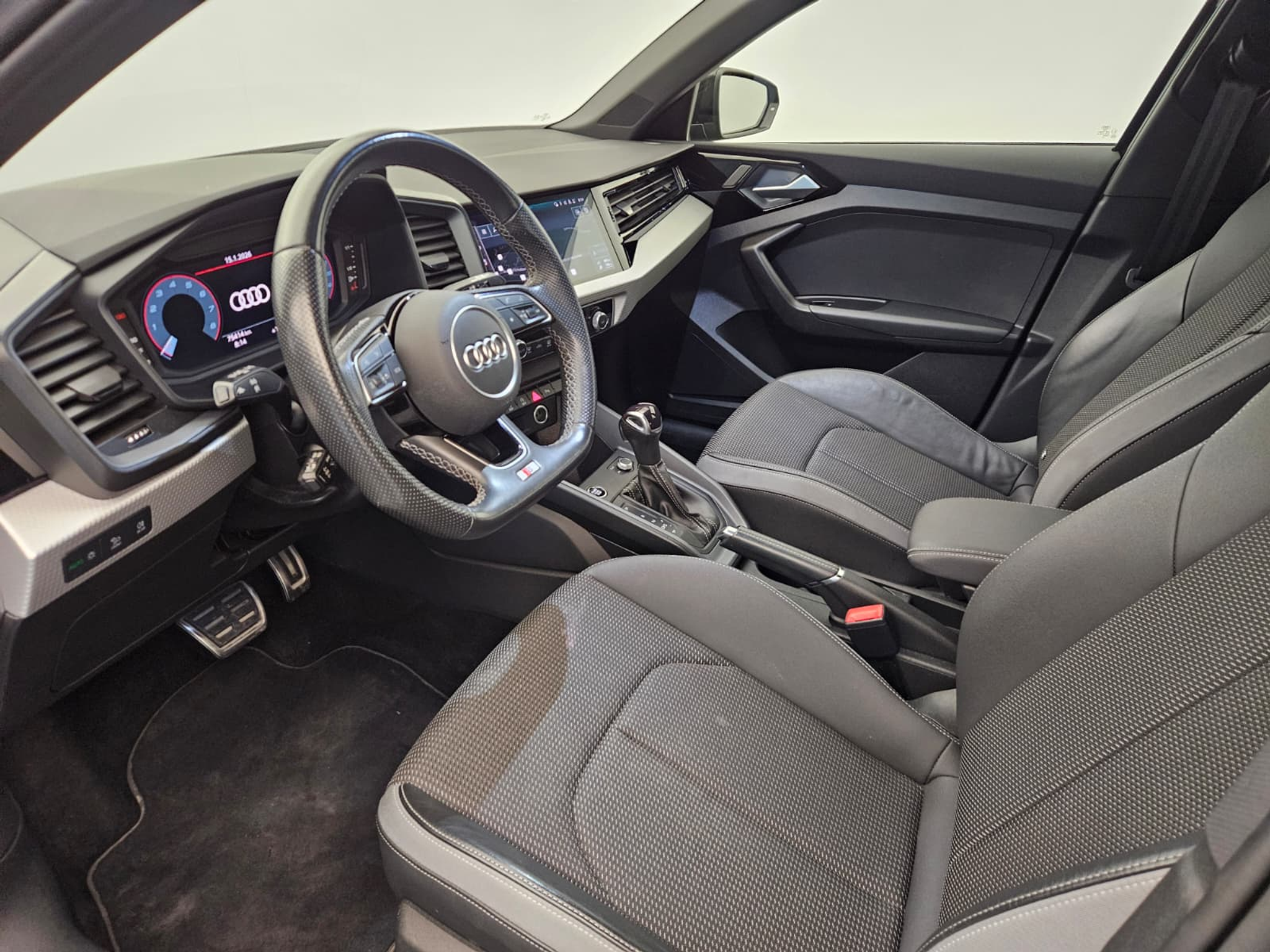 listing desktop thumbnail image 10