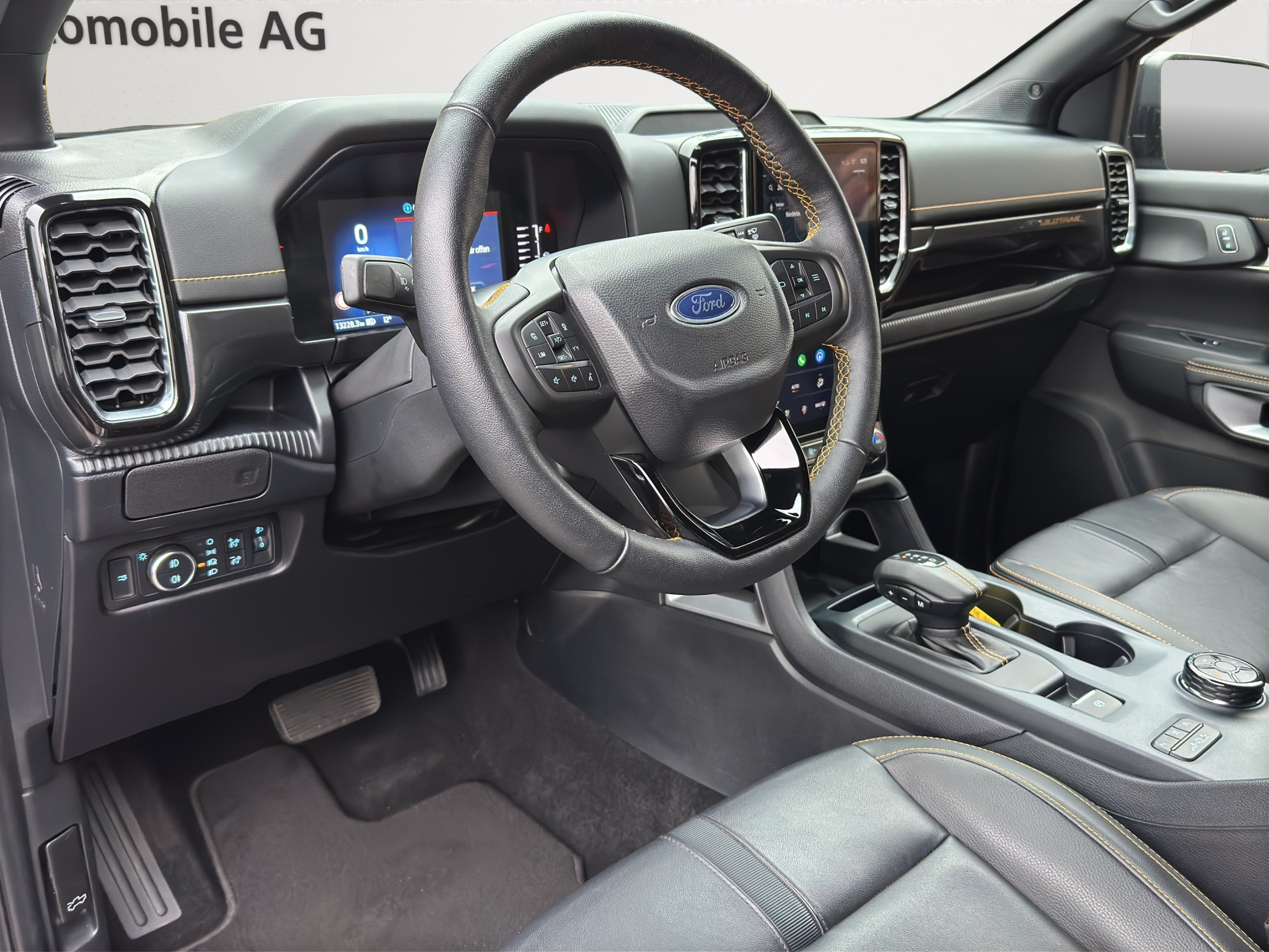 listing desktop thumbnail image 10