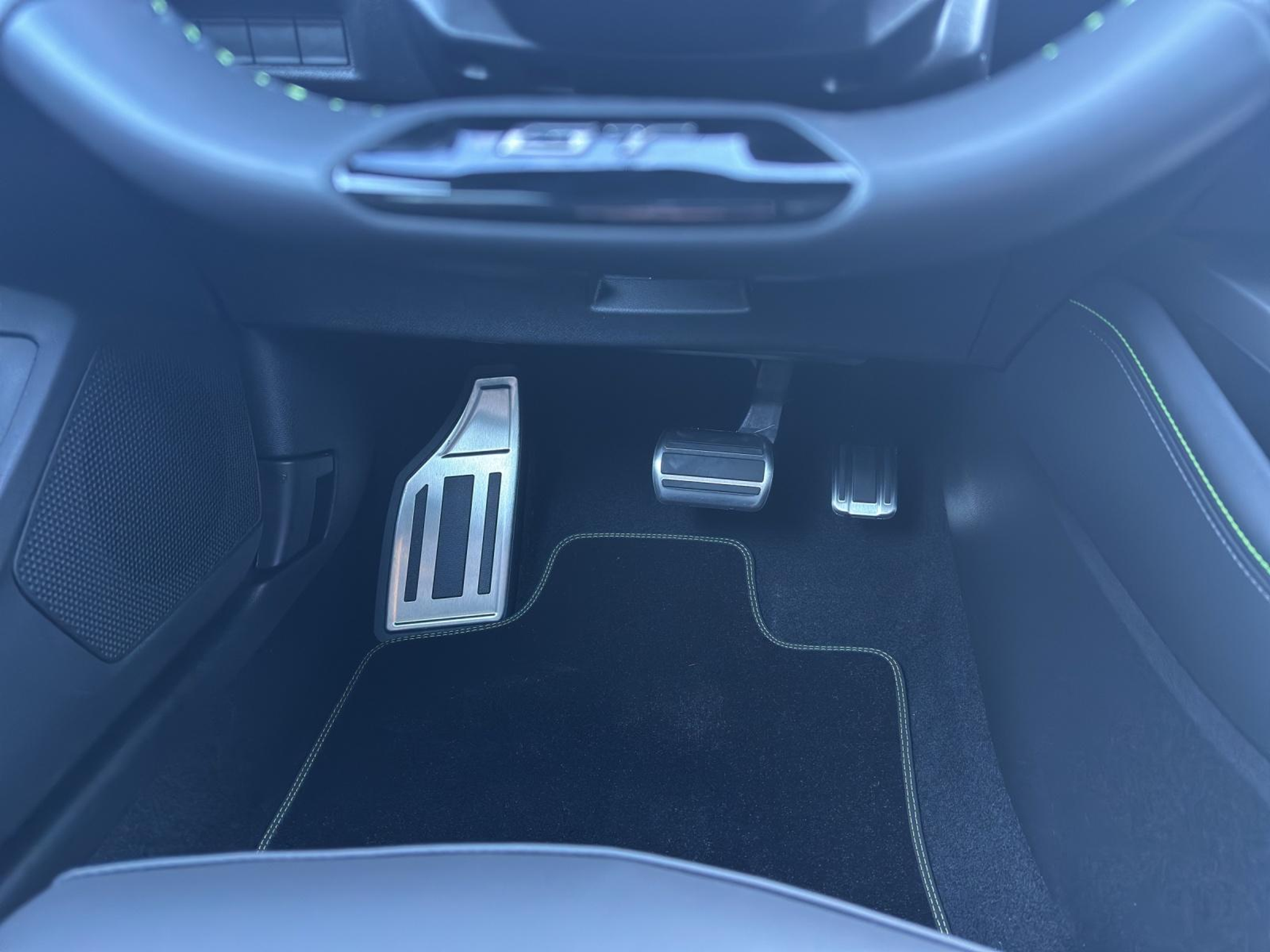 listing desktop thumbnail image 20