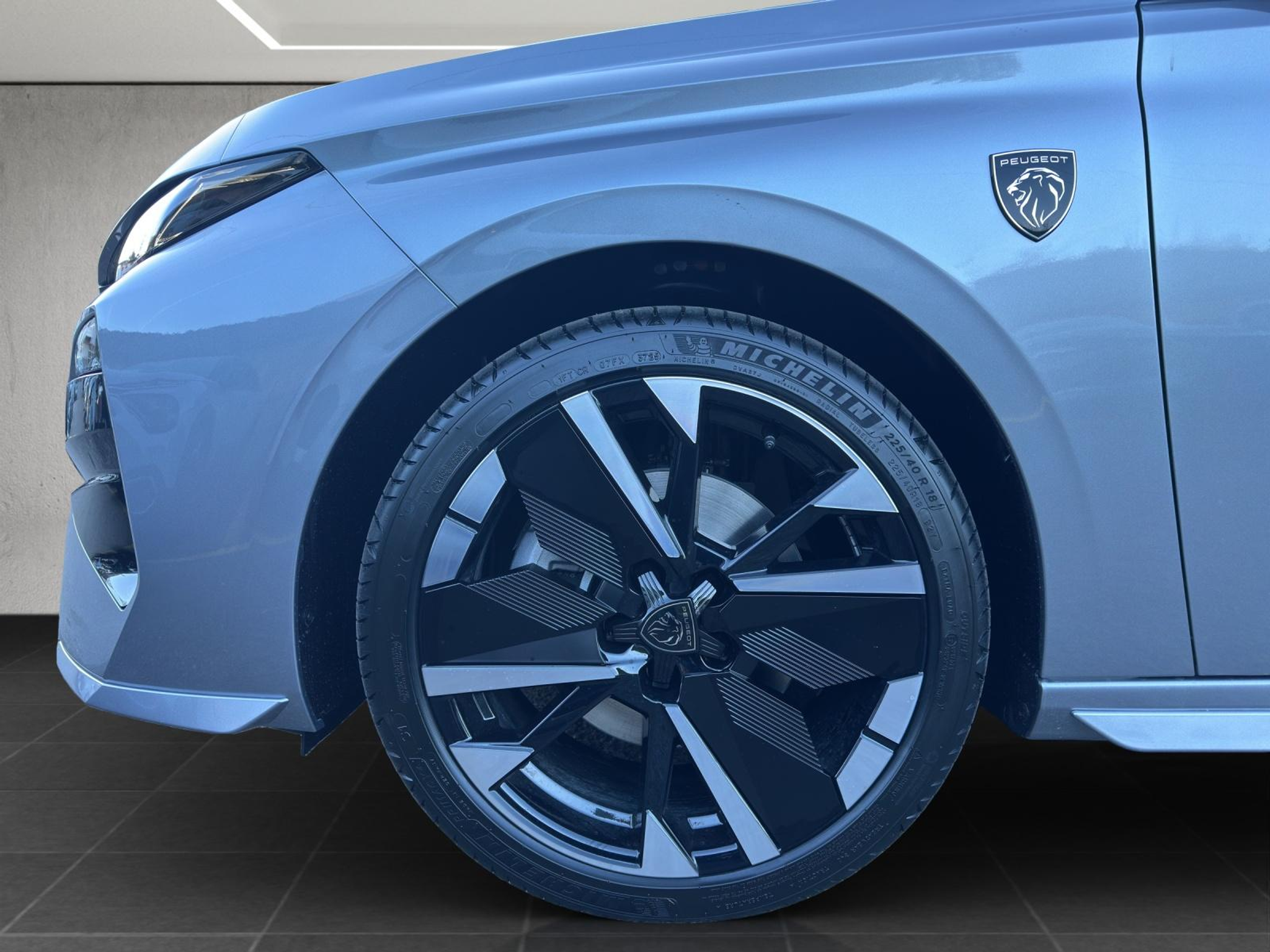 listing desktop thumbnail image 19