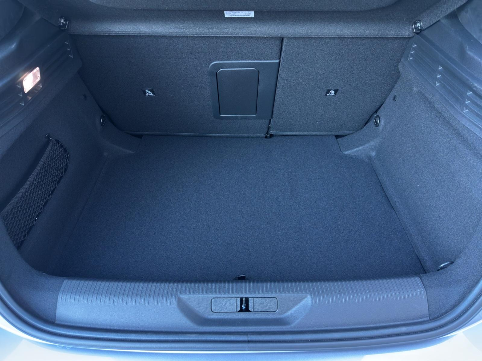 listing desktop thumbnail image 17