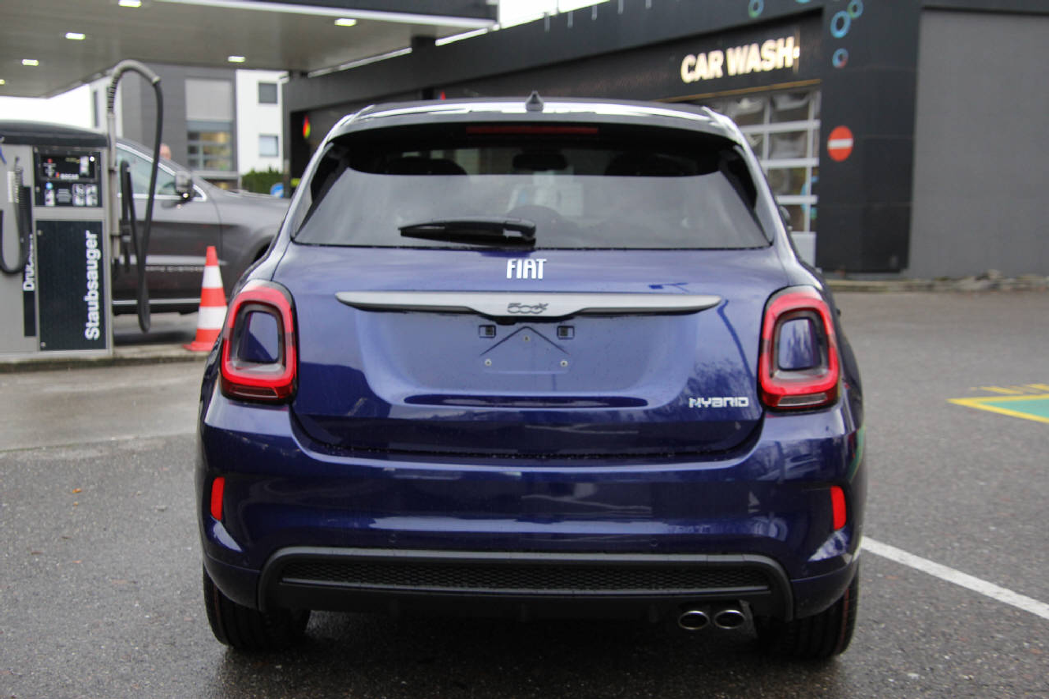 listing desktop thumbnail image 3