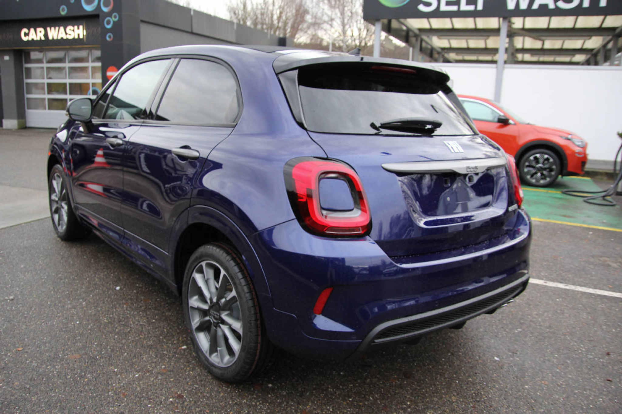 listing desktop thumbnail image 5