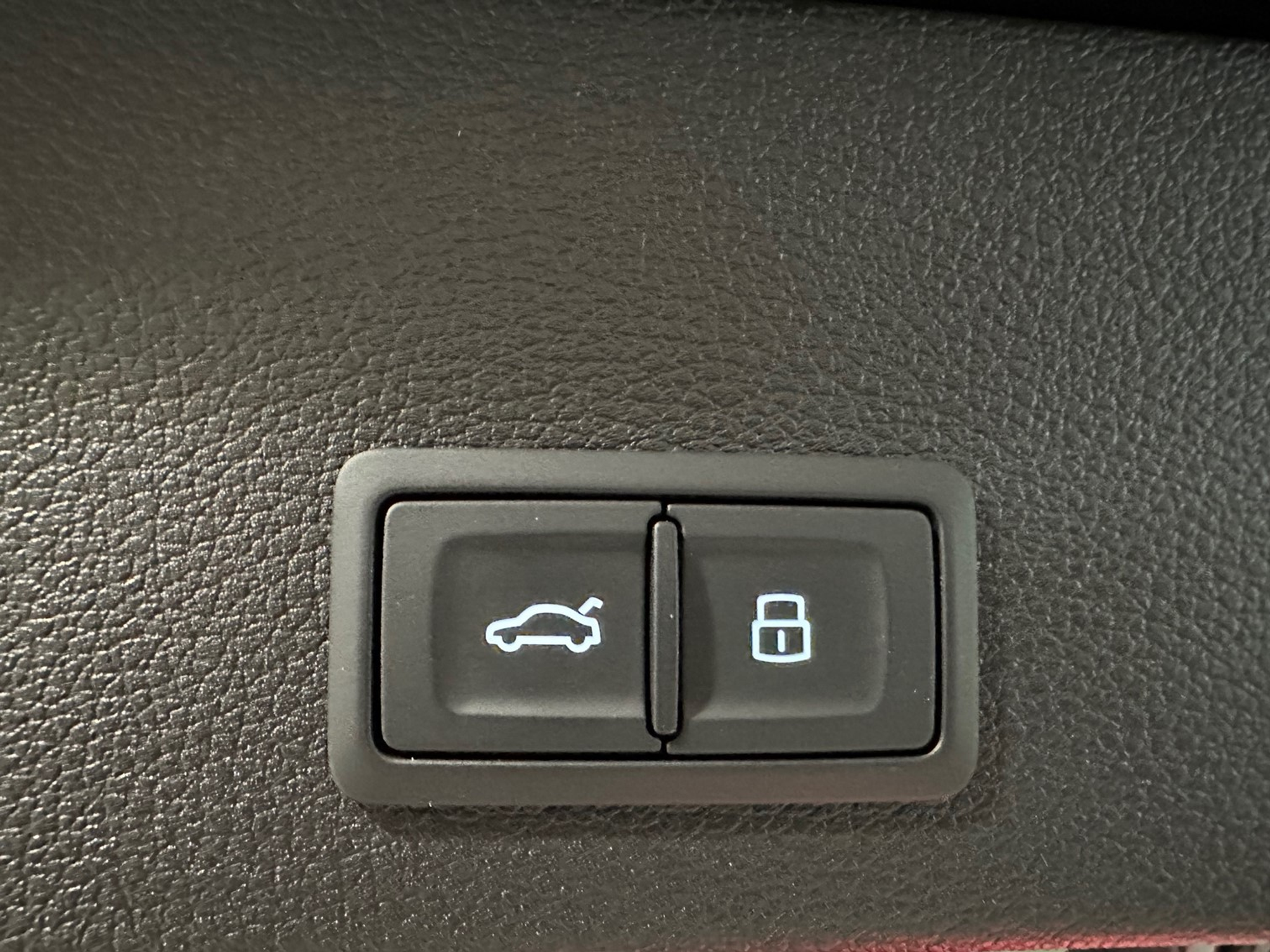 listing desktop thumbnail image 9