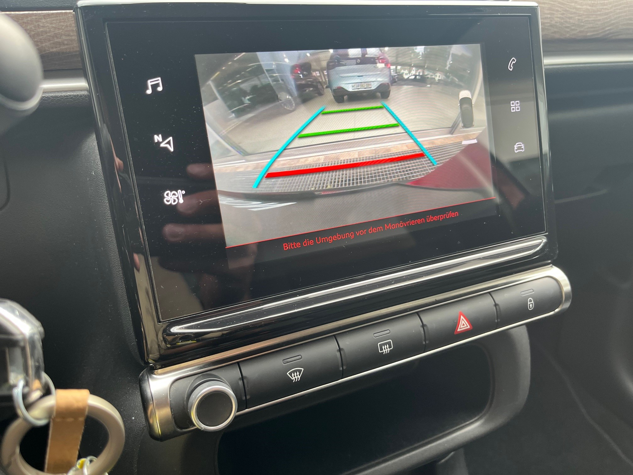 listing desktop thumbnail image 9