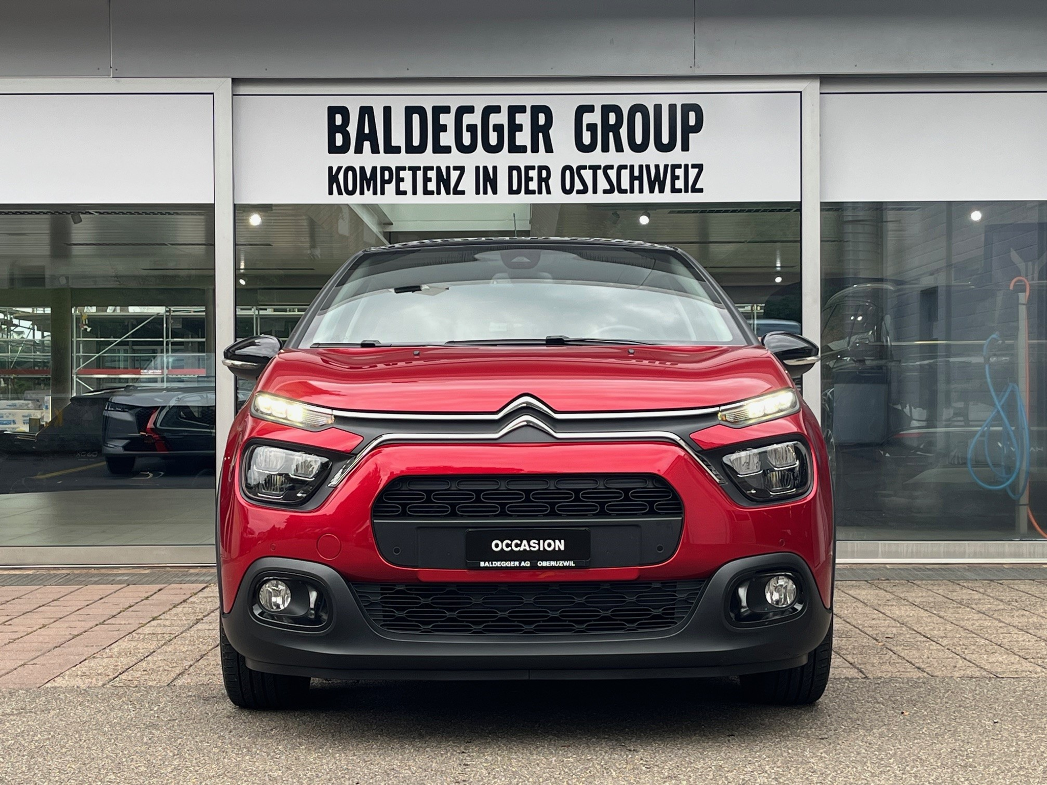 listing desktop thumbnail image 4