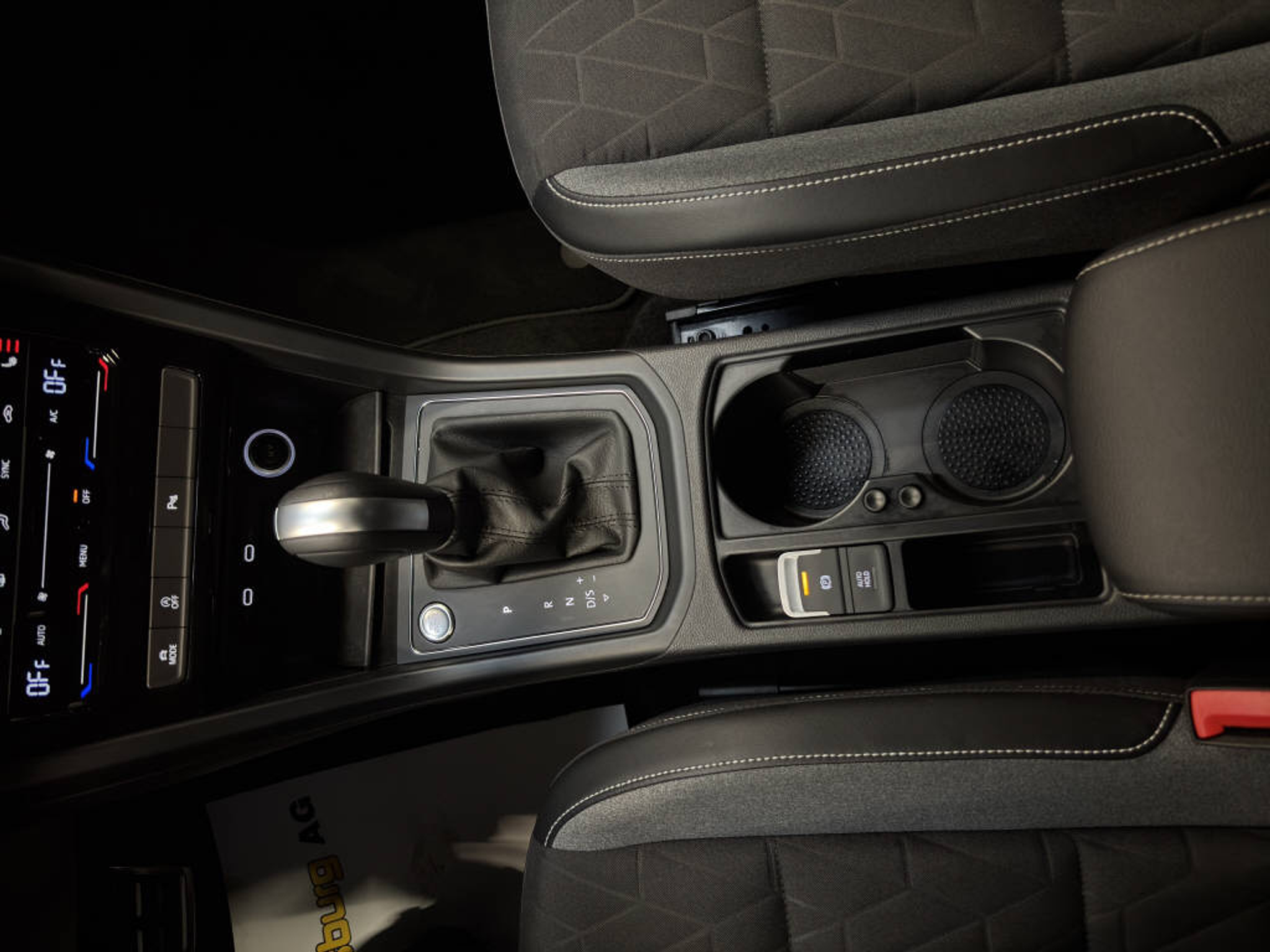 listing desktop thumbnail image 11