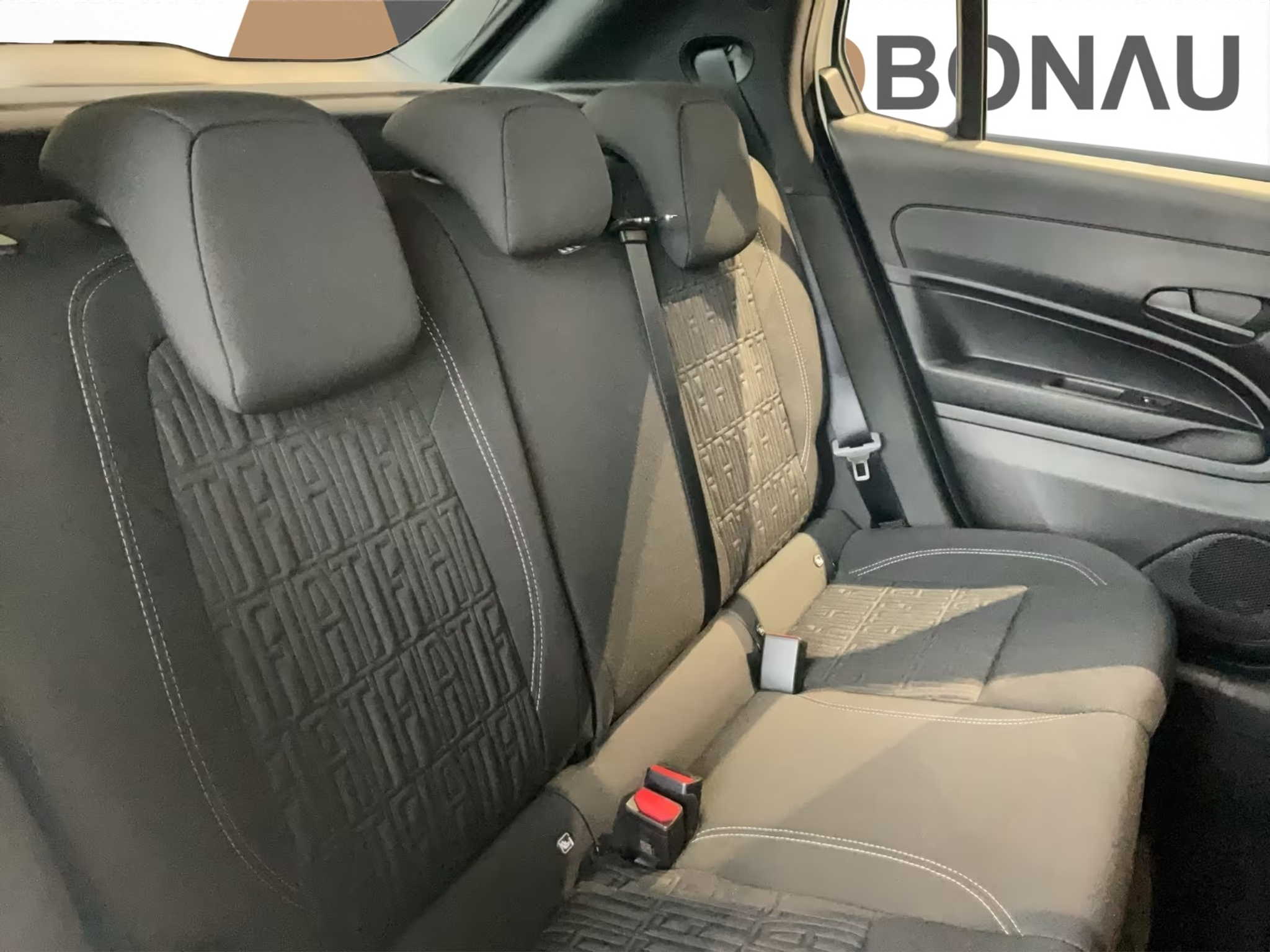 listing desktop thumbnail image 12