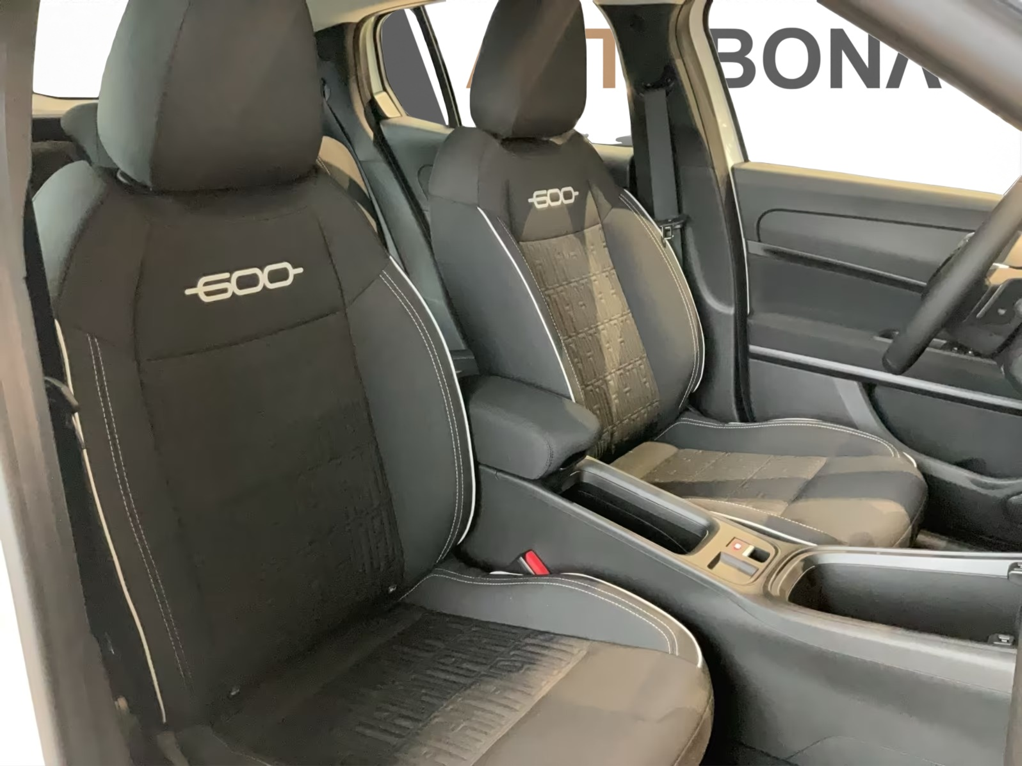 listing desktop thumbnail image 25