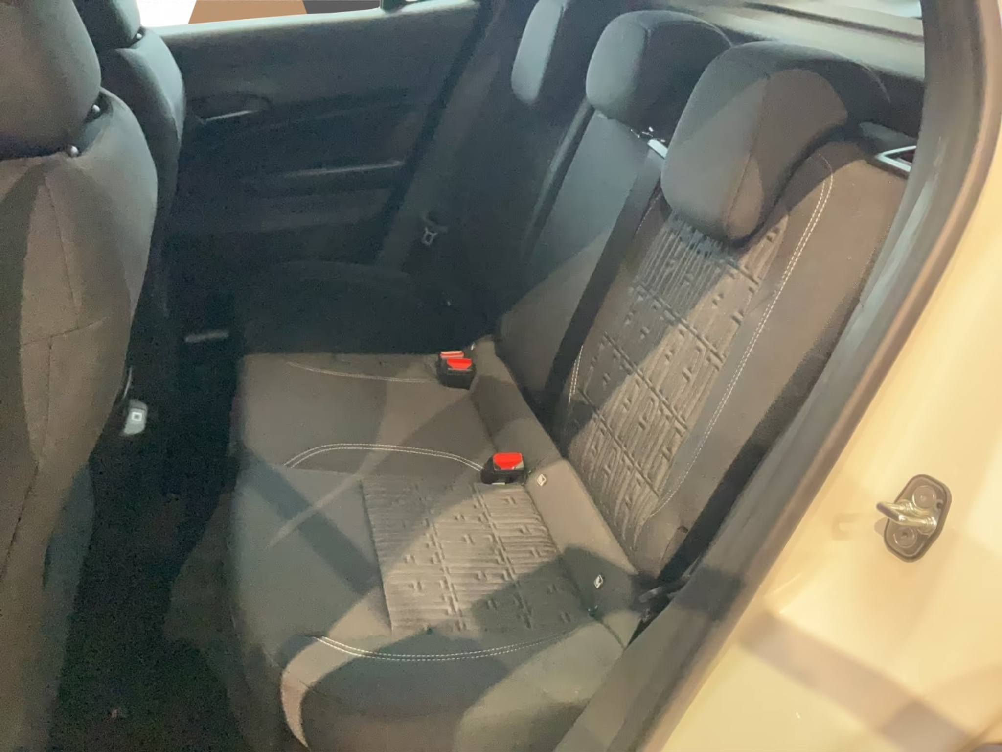 listing desktop thumbnail image 11