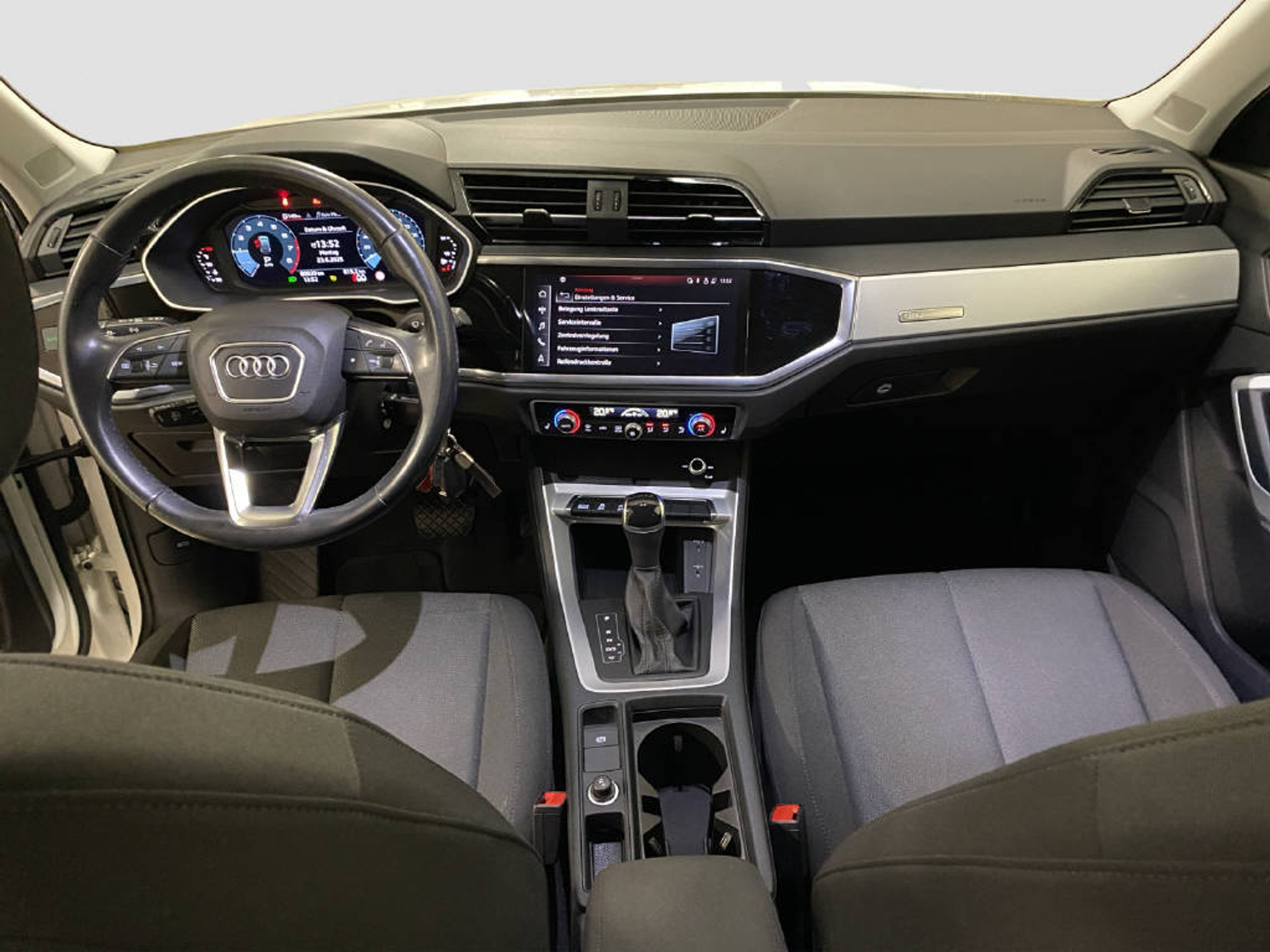 listing desktop thumbnail image 10