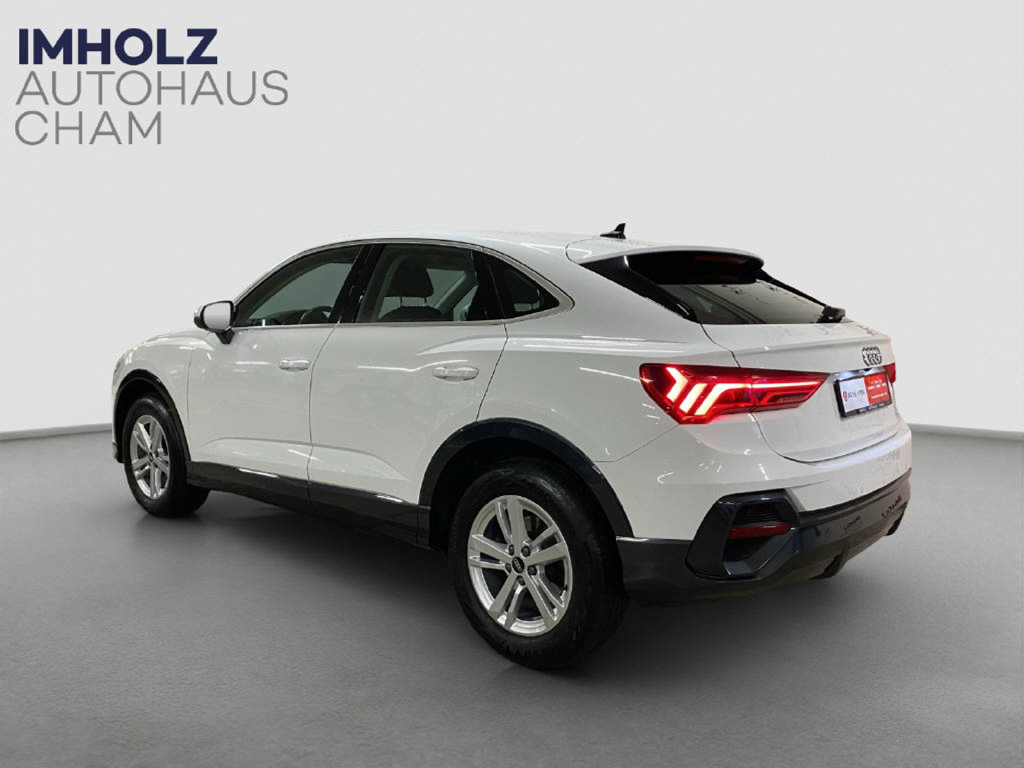 listing desktop thumbnail image 2