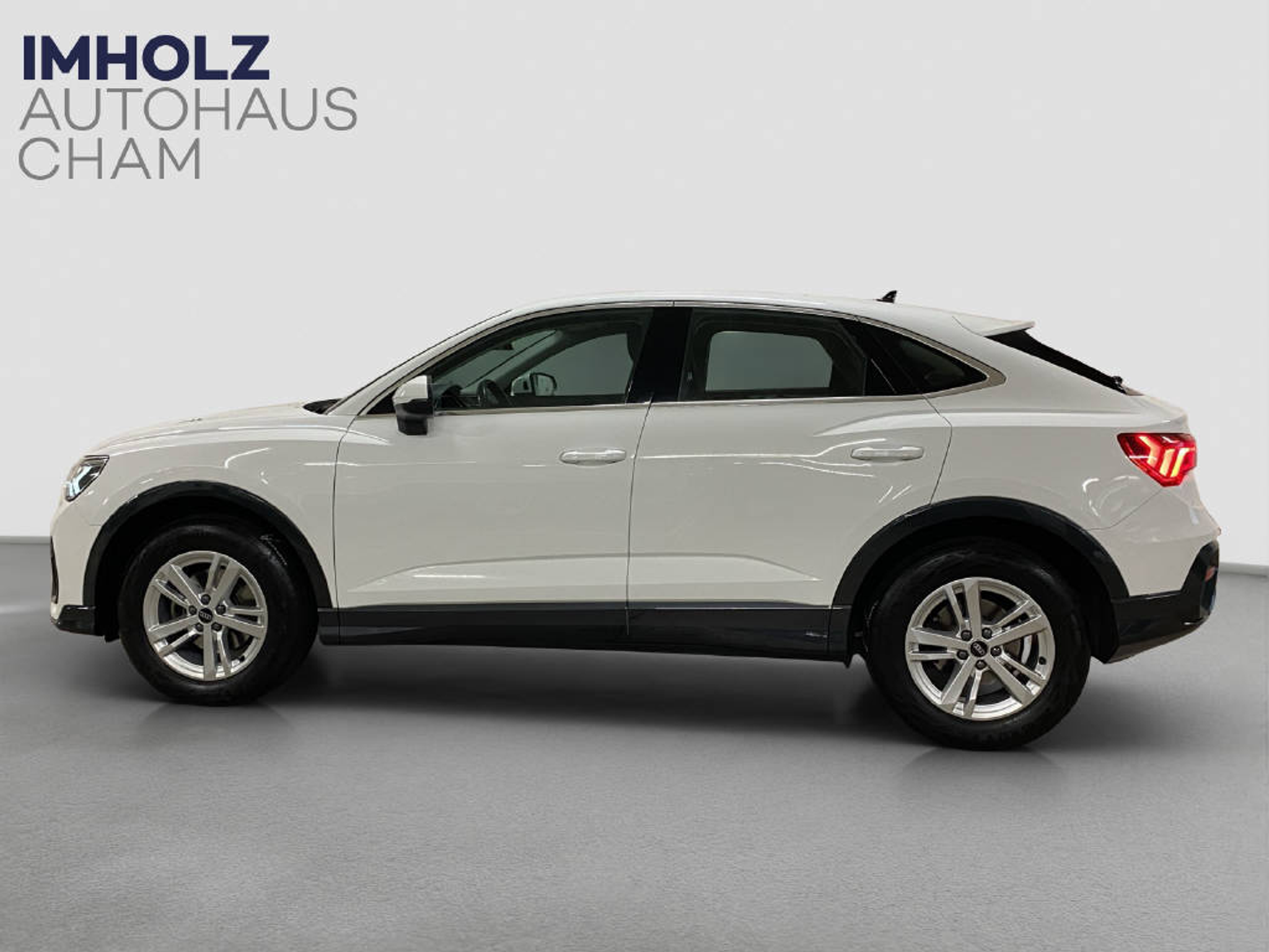 listing desktop thumbnail image 1