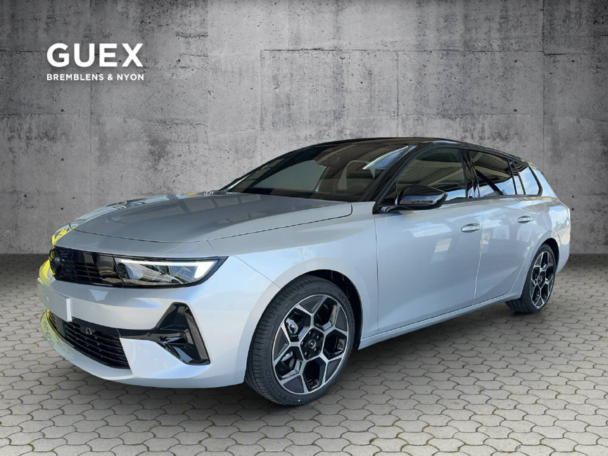 listing desktop thumbnail image 1