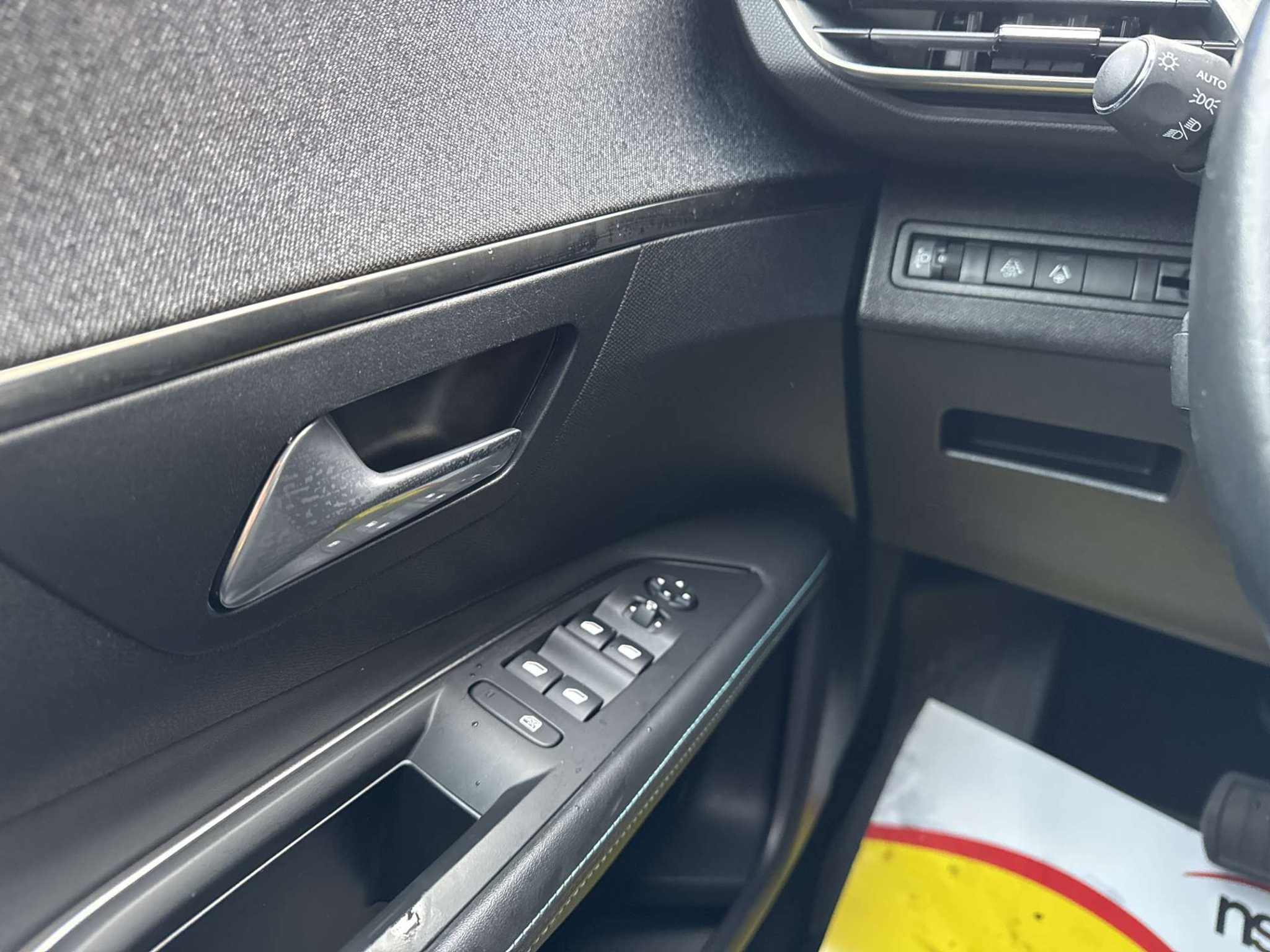 listing desktop thumbnail image 15