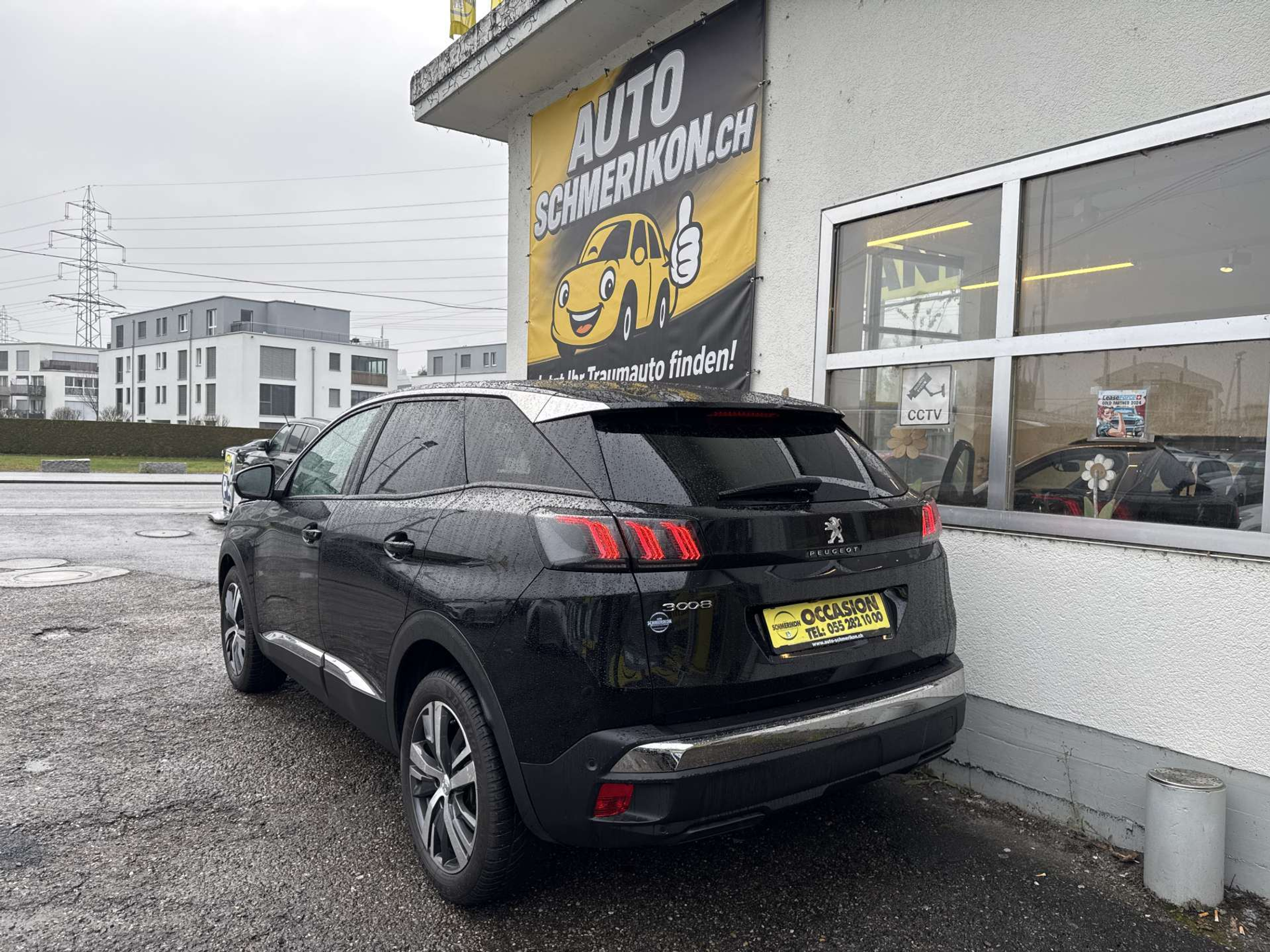 listing desktop thumbnail image 2