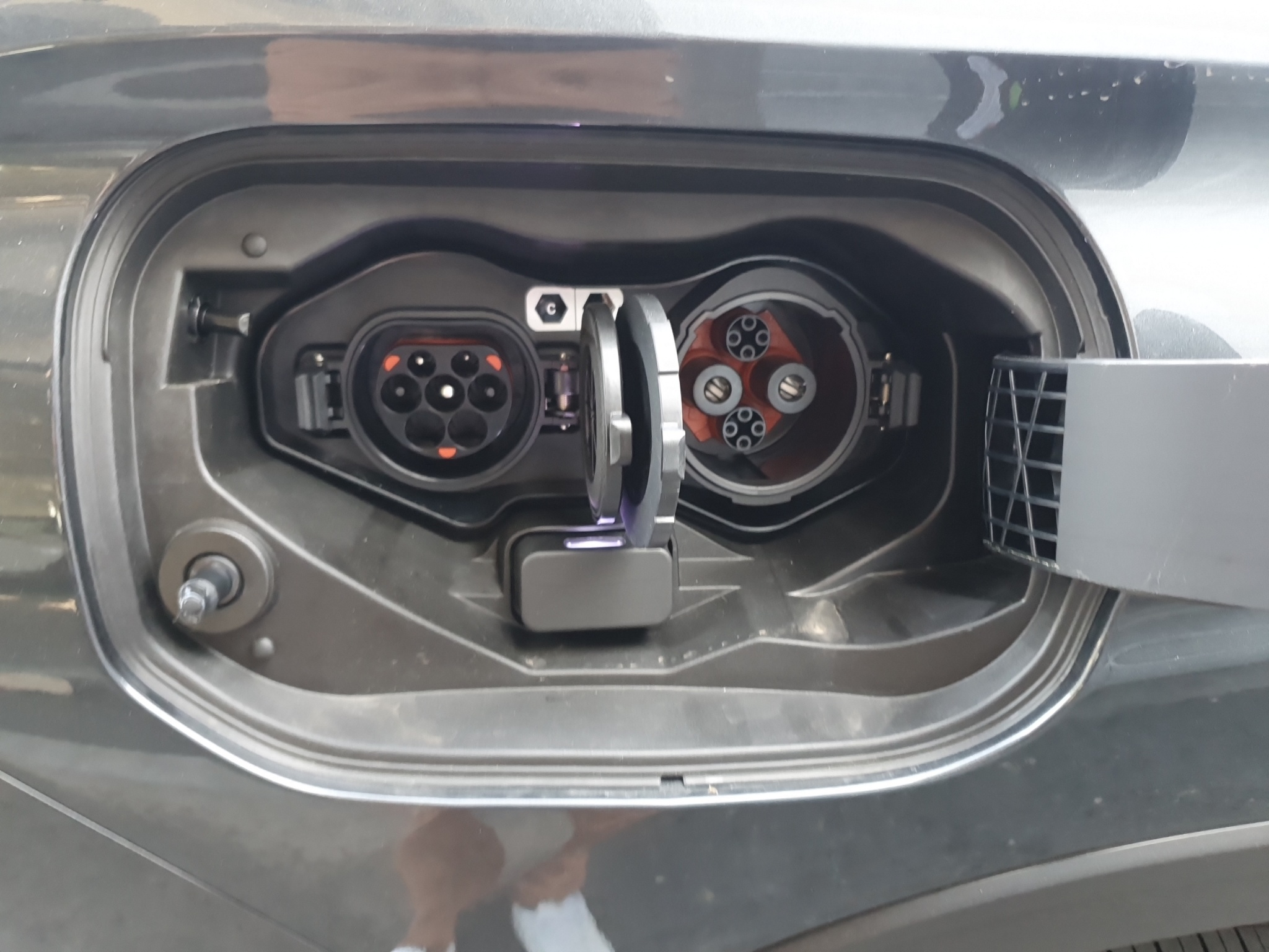 listing desktop thumbnail image 13