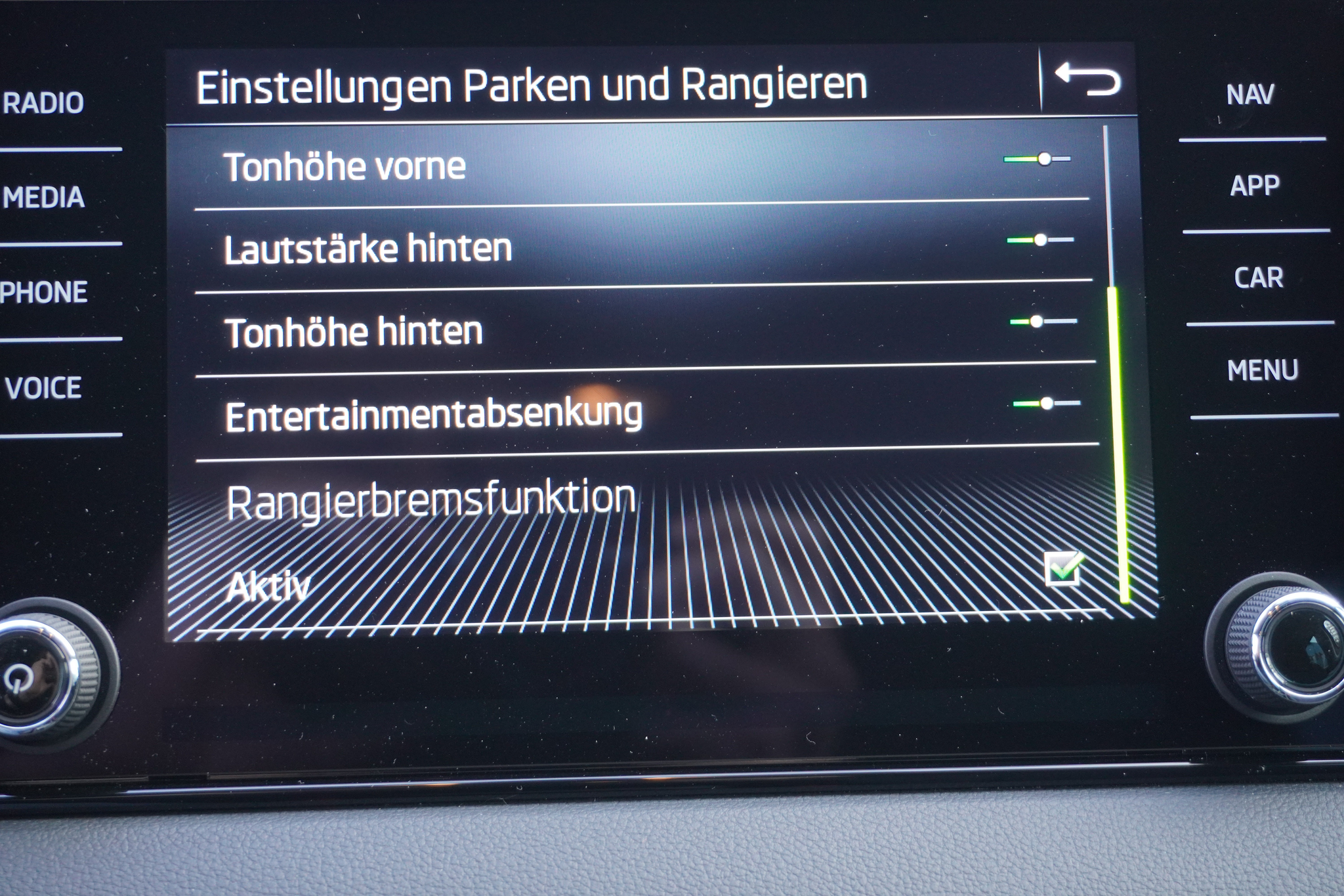 listing desktop thumbnail image 22