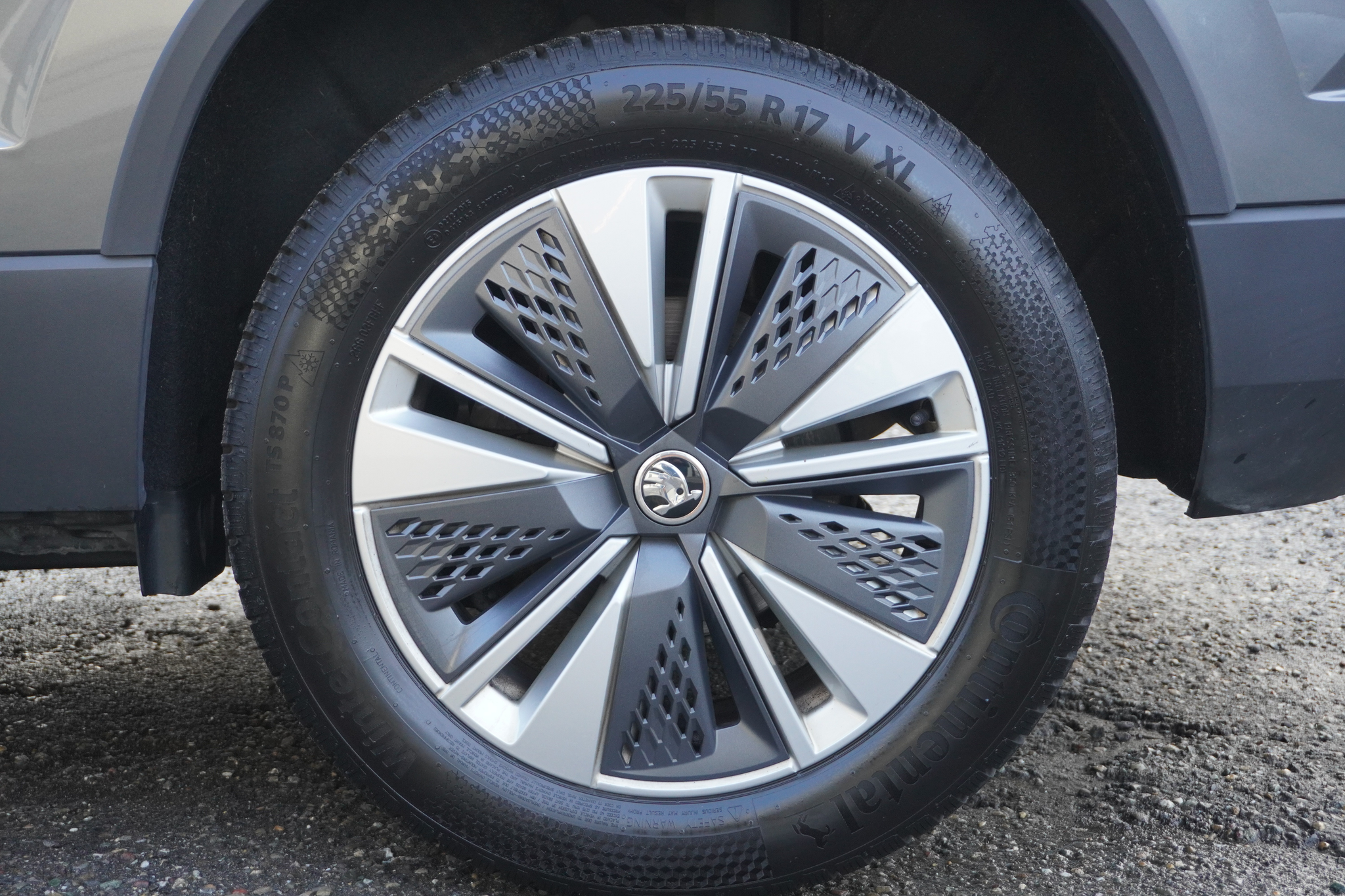 listing desktop thumbnail image 8