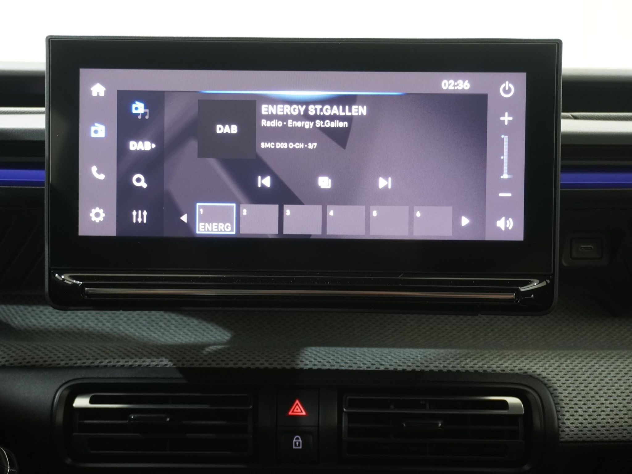 listing desktop thumbnail image 11