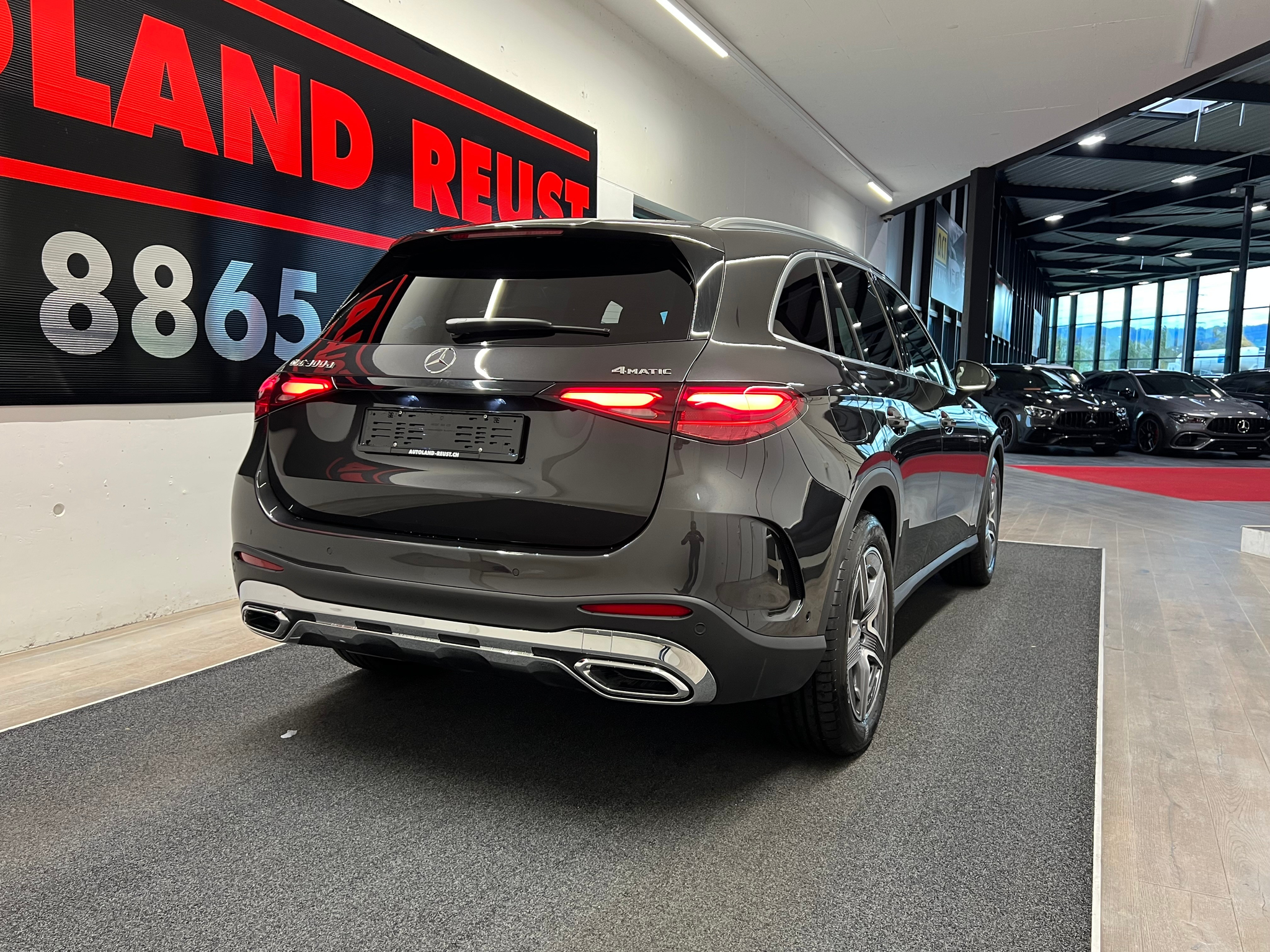 listing desktop thumbnail image 5