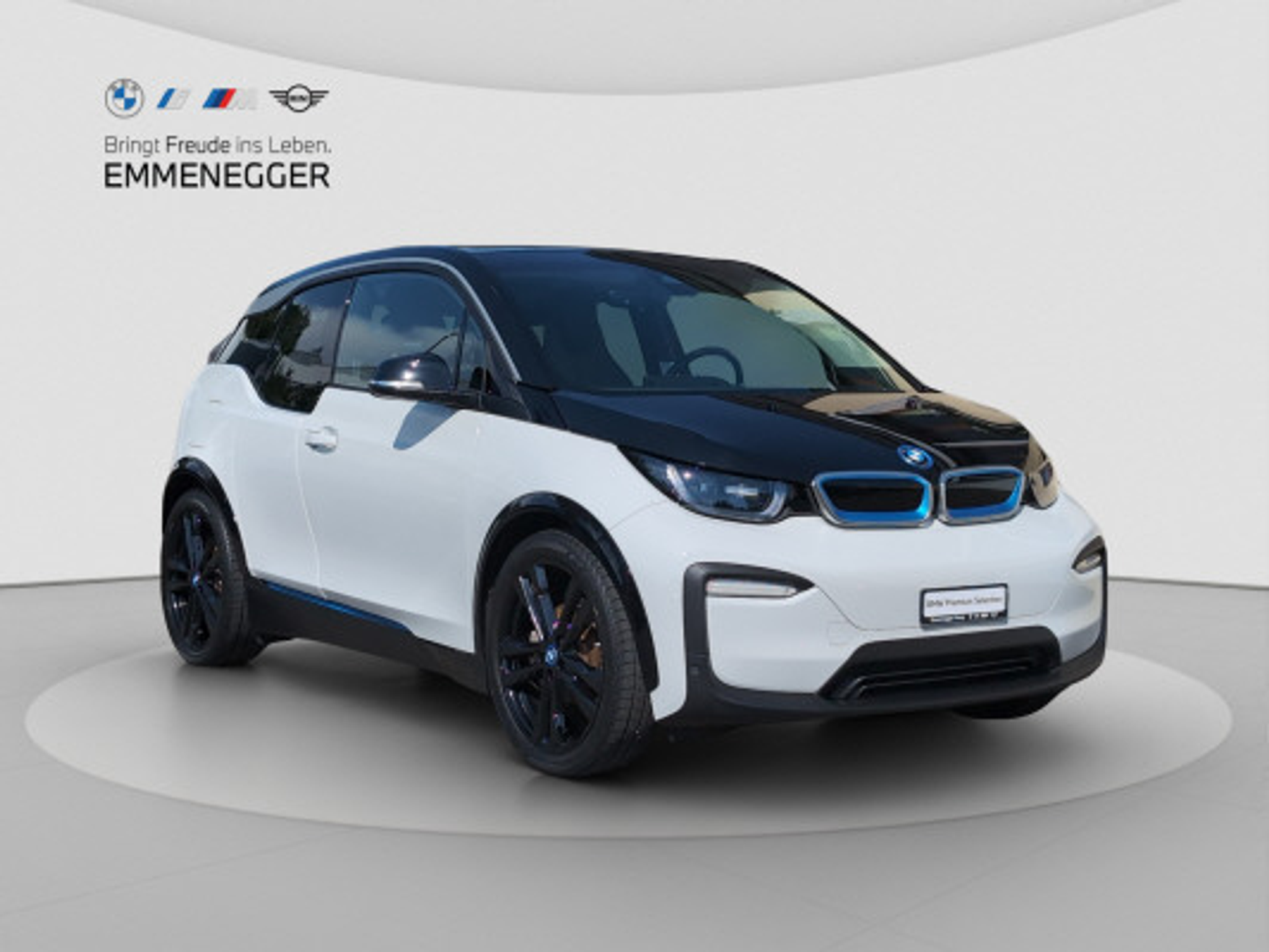 listing desktop thumbnail image 2